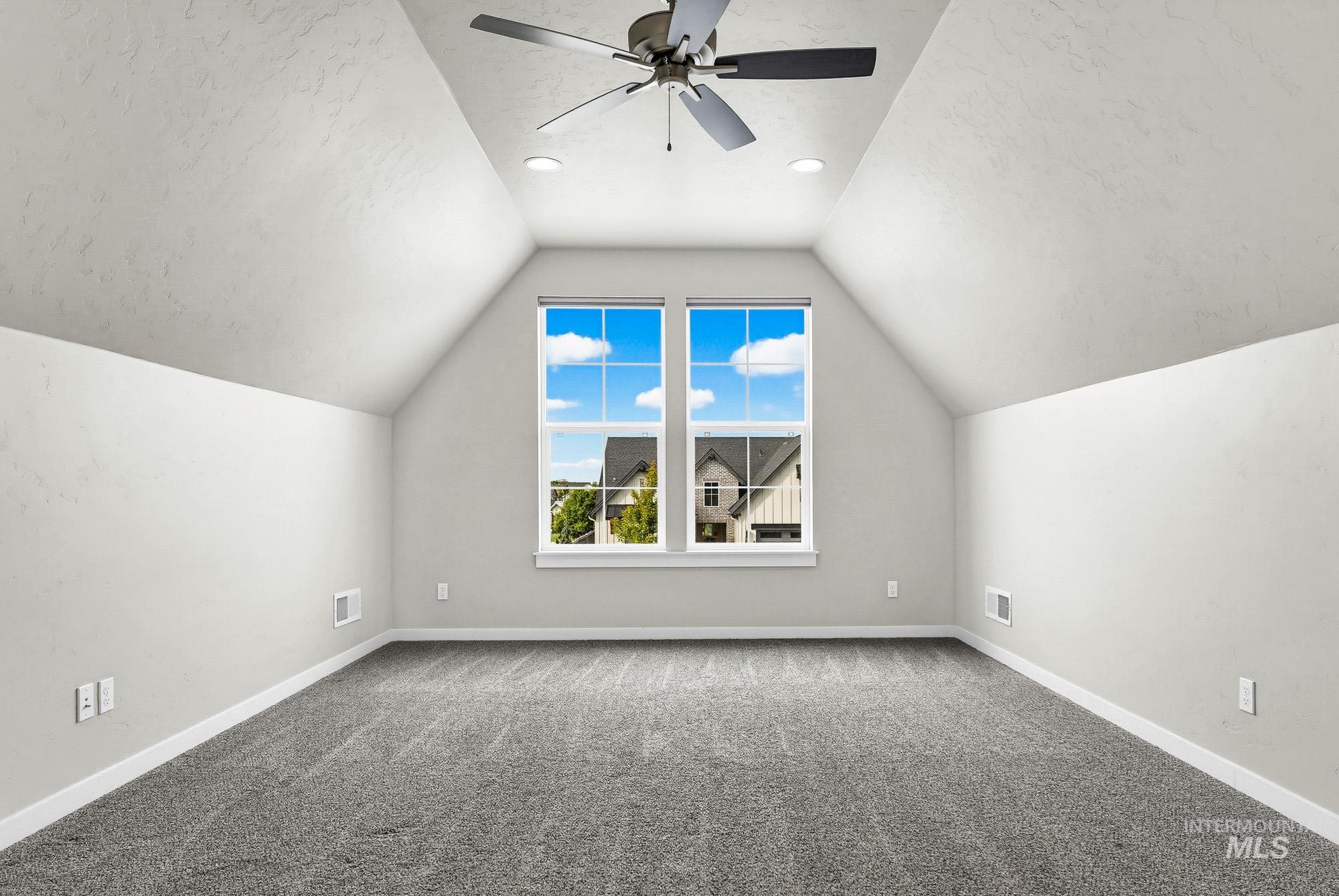 10455 Loneleaf Dr Property Photo 36