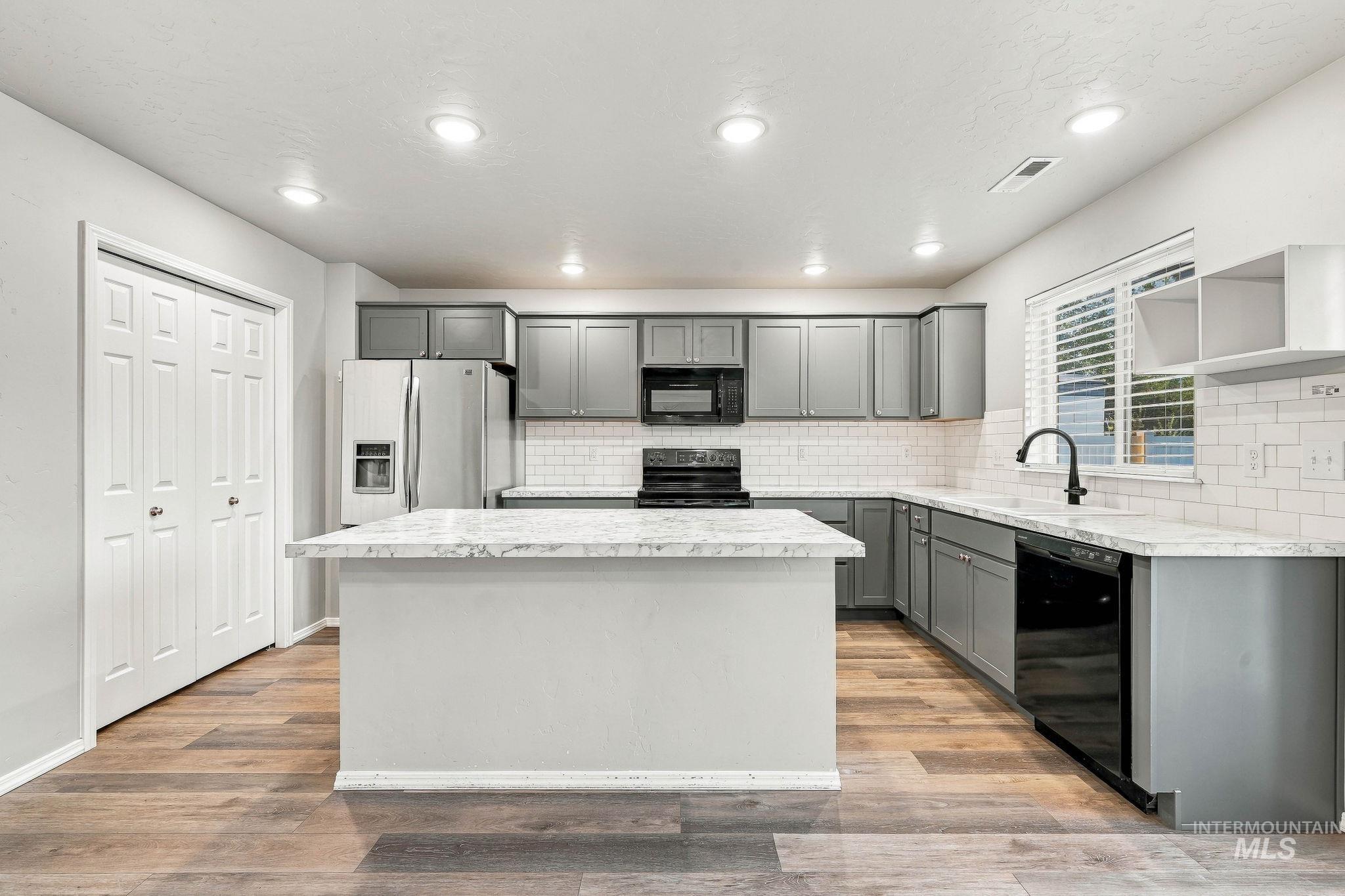 4460 S Yankees Way Property Photo 10