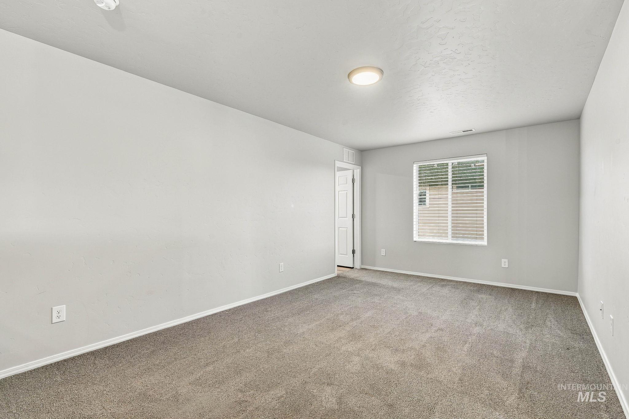 4460 S Yankees Way Property Photo 34