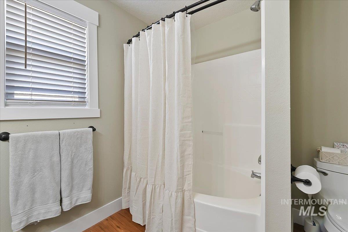 401 S Saddlerock Ave. Property Photo 29