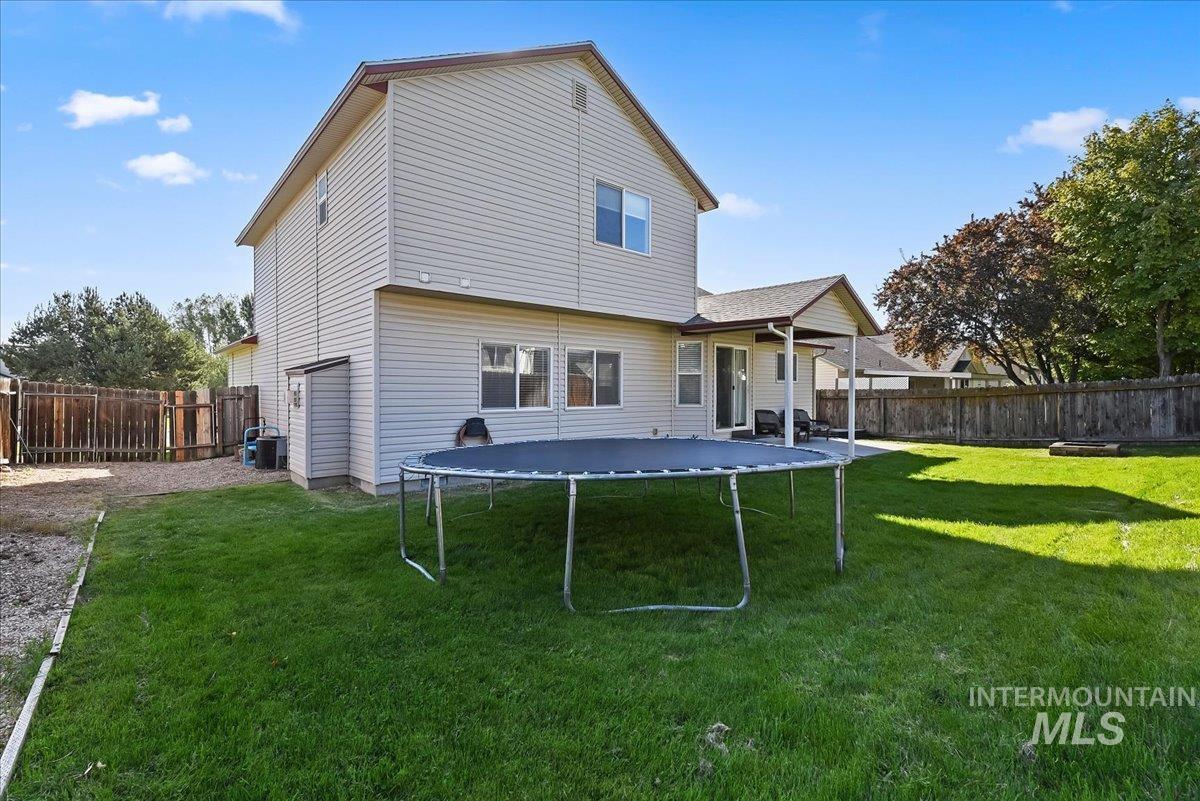 401 S Saddlerock Ave. Property Photo 36