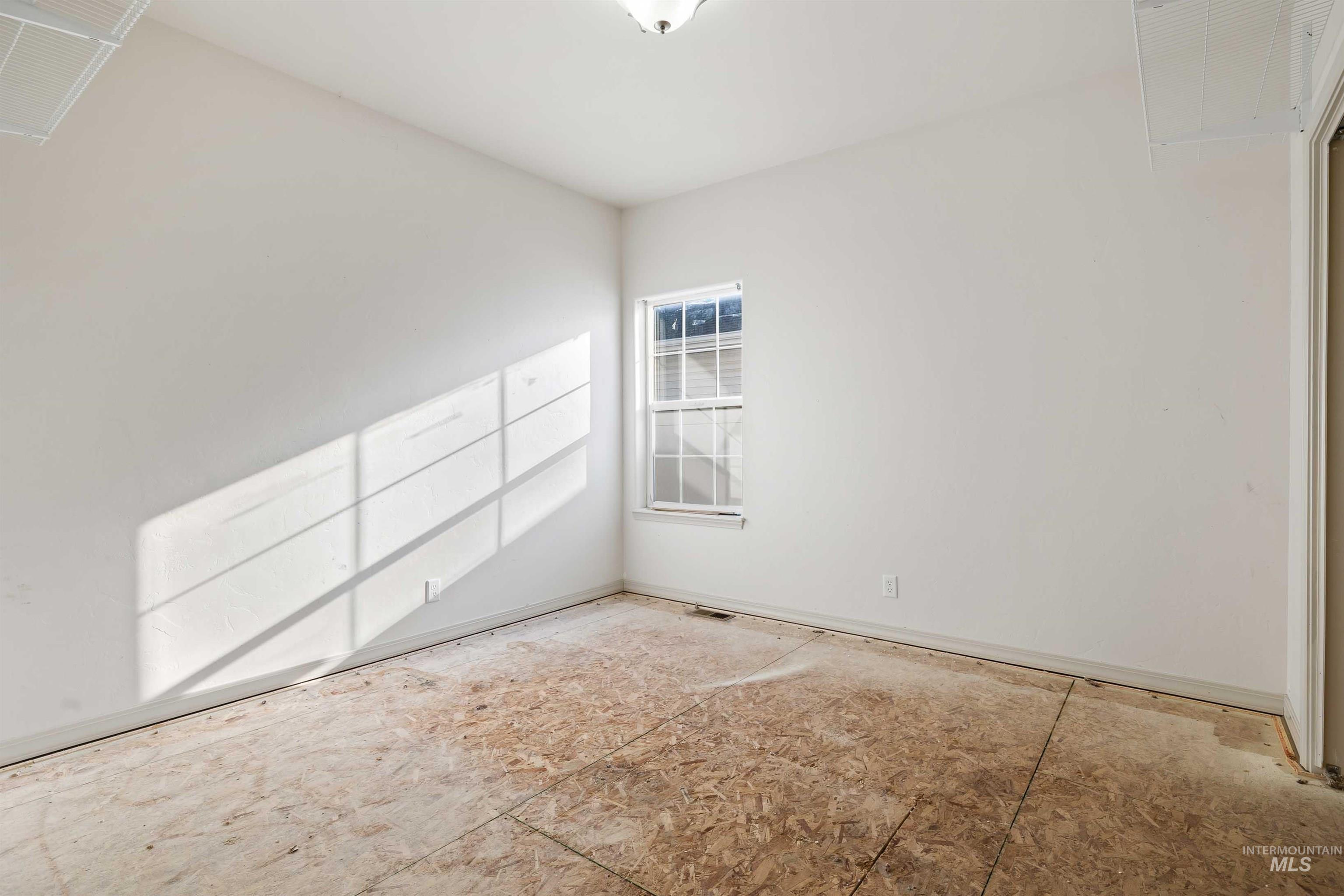 2509 Cedar Ridge Rd Property Photo 15