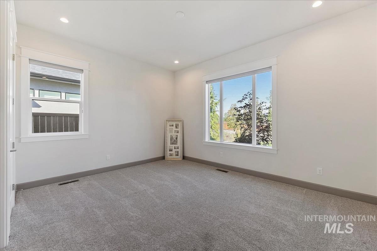 7941 W Heugh Lane Property Photo 39