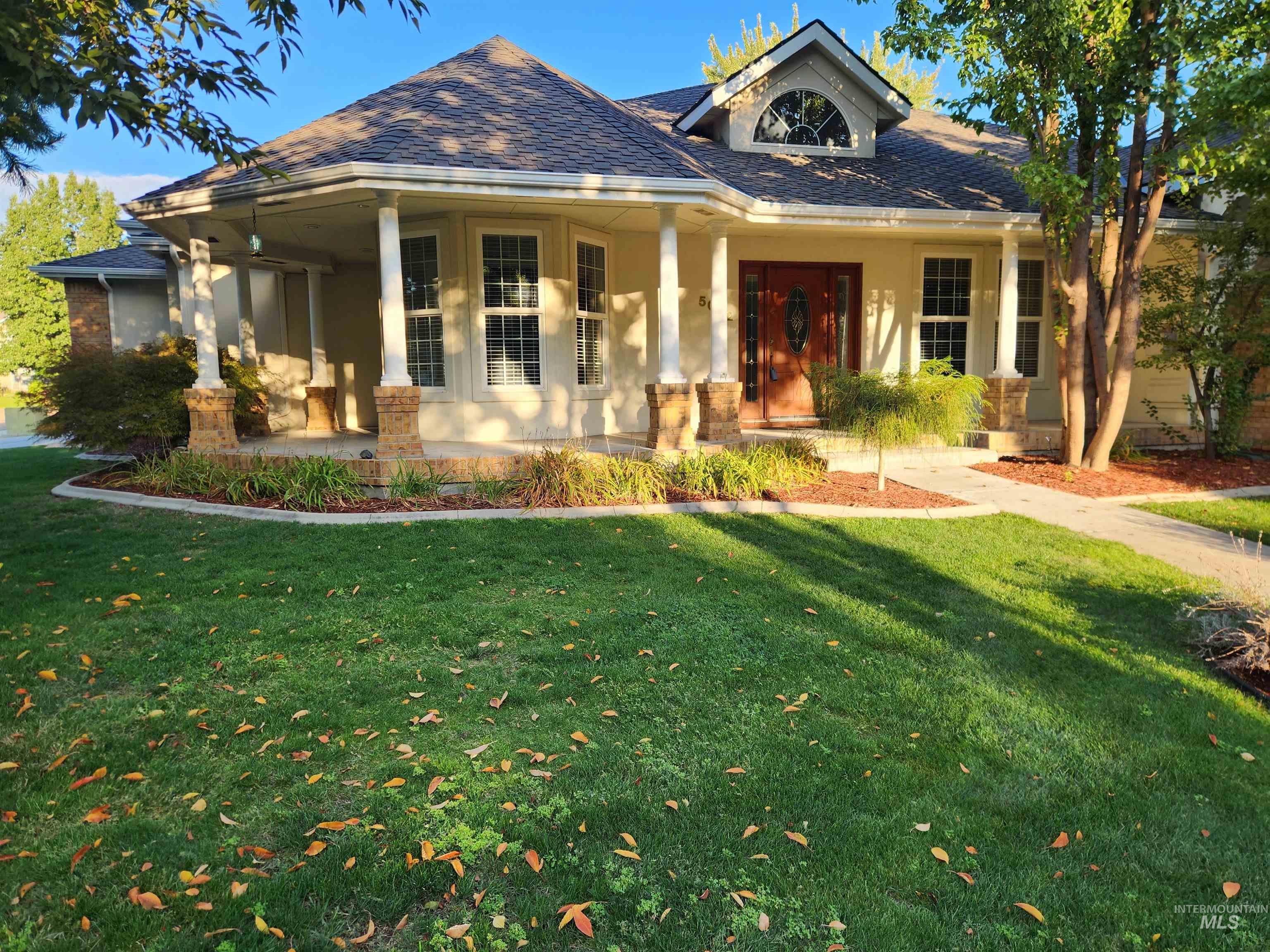 5002 N Brookmeadow Property Photo 1