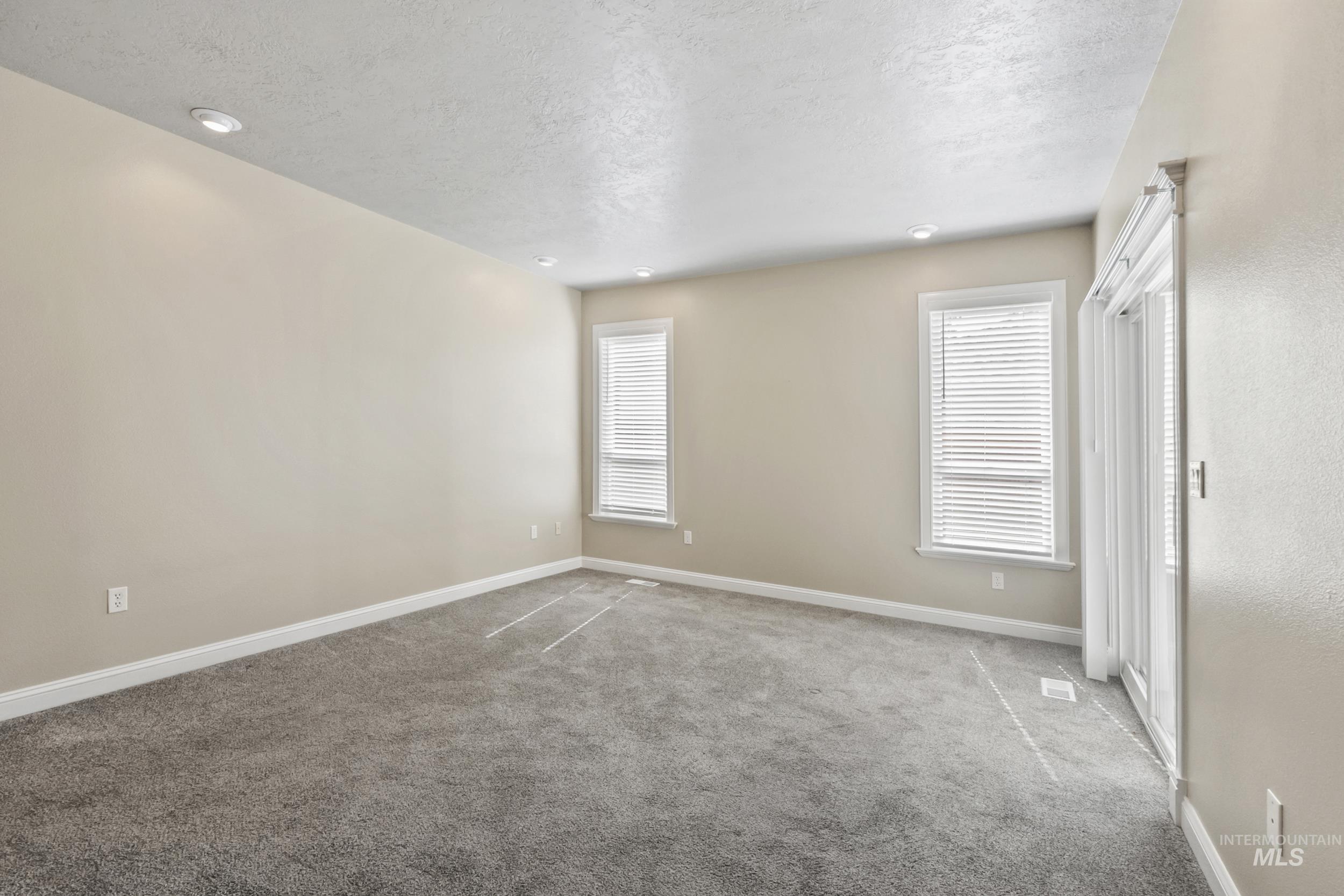 5002 N Brookmeadow Property Photo 23
