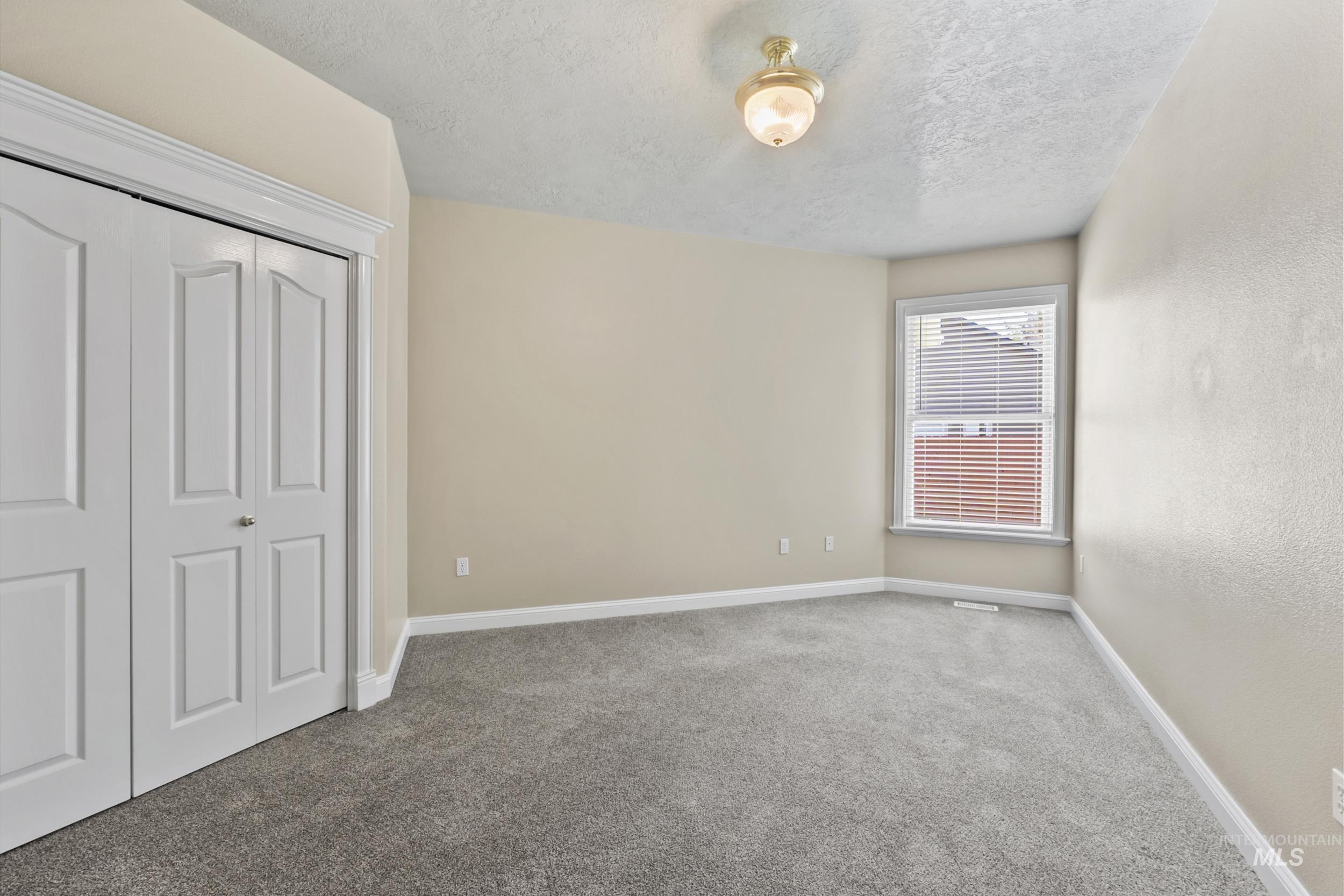 5002 N Brookmeadow Property Photo 32