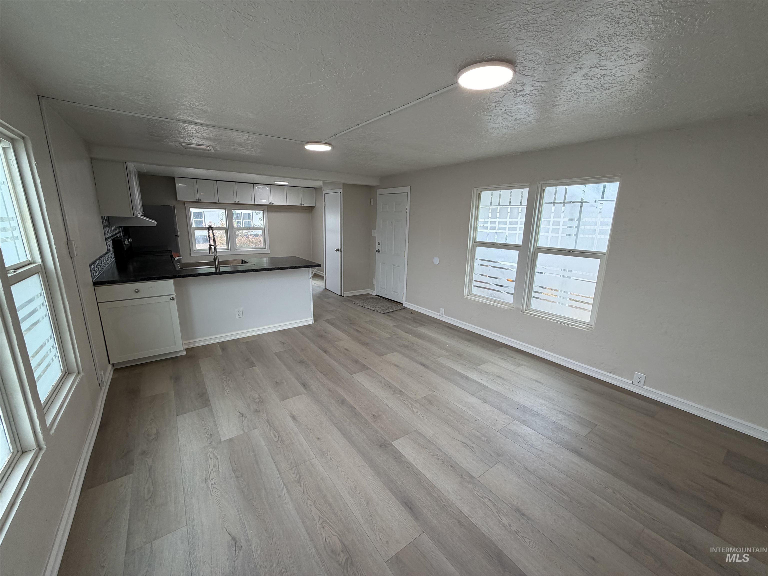 3948 N Adams St Property Photo 10