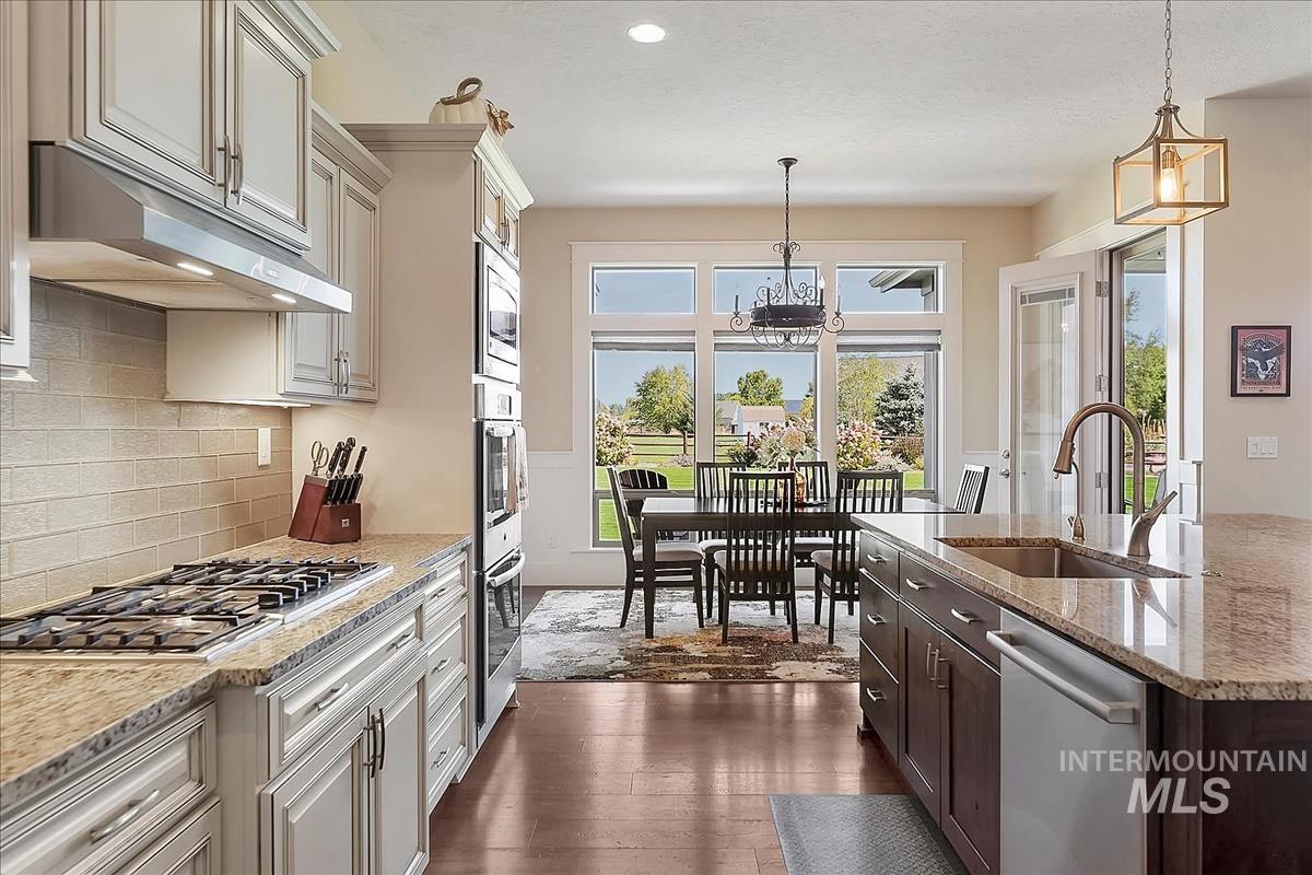 25794 Amble Way Property Photo 12