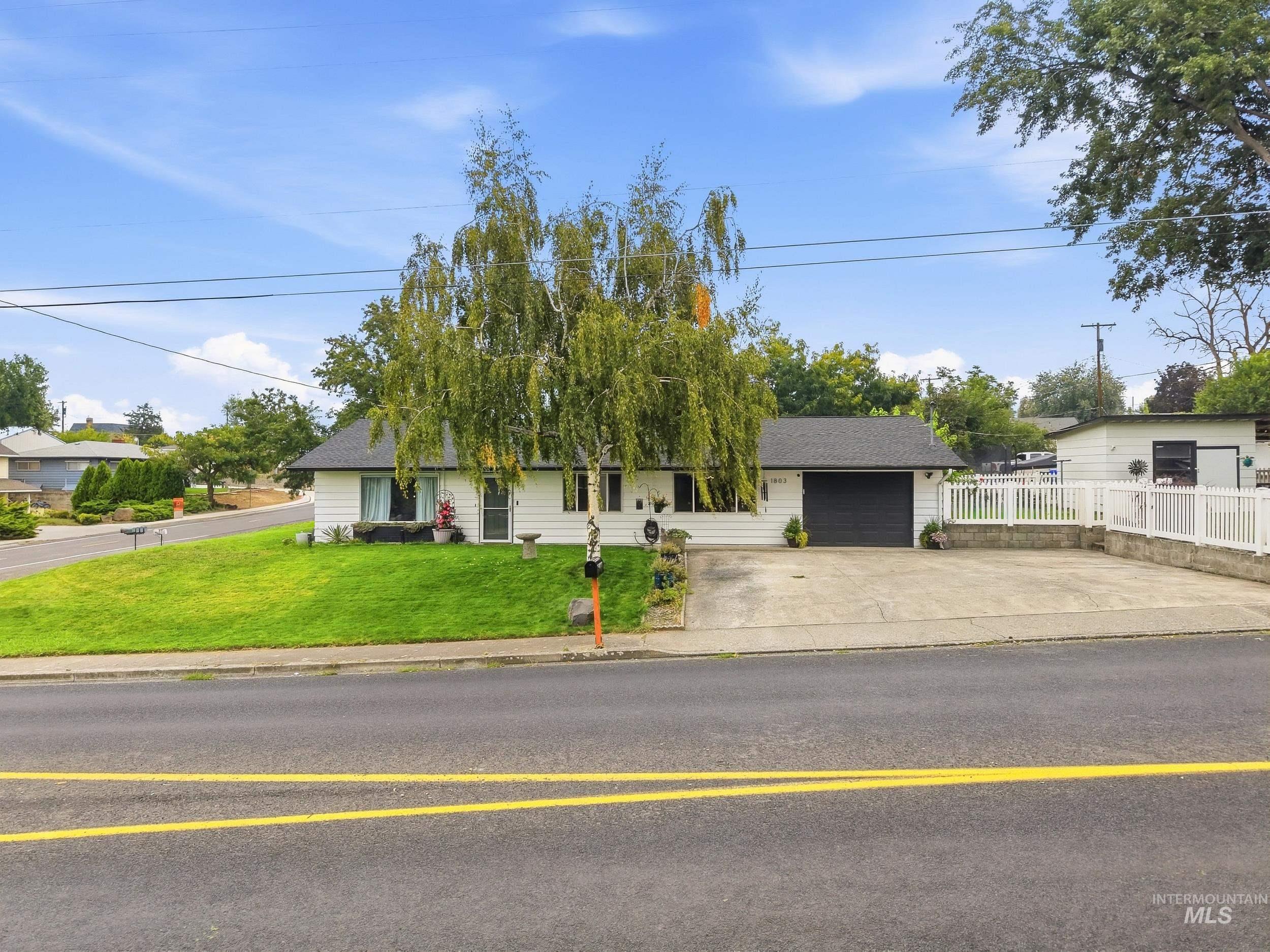 1803 14th St. Property Photo 1
