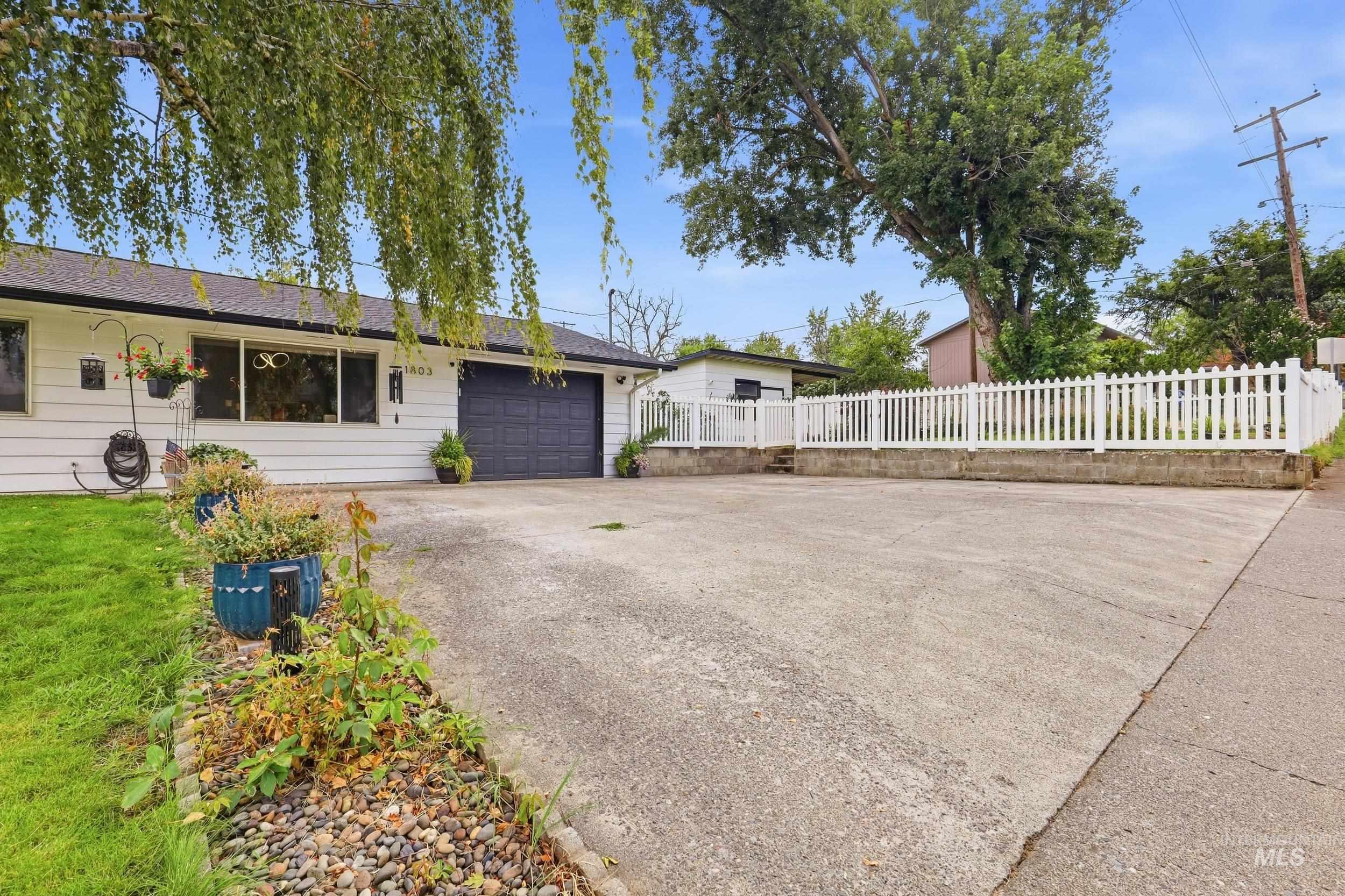 1803 14th St. Property Photo 5