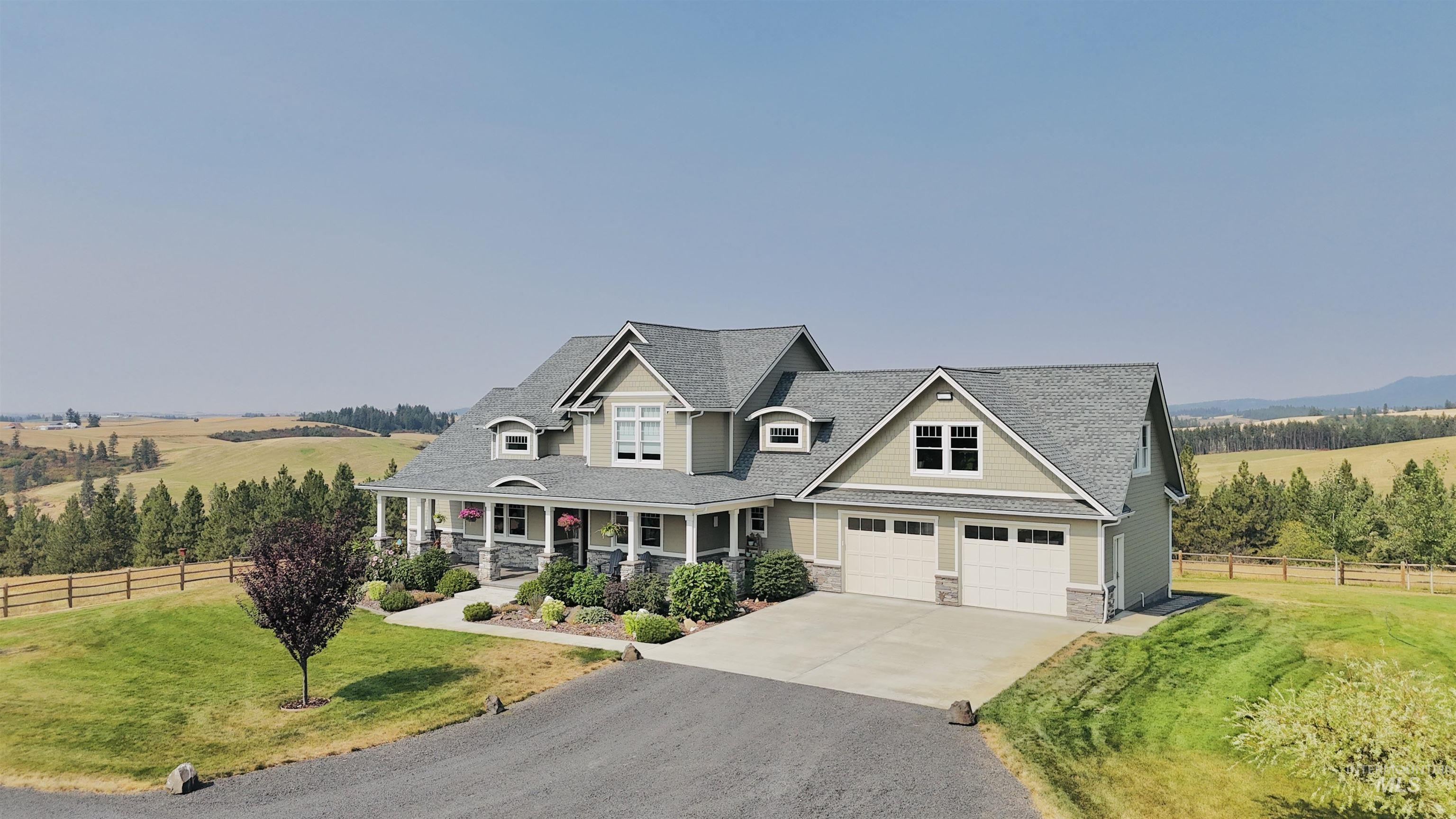 1726 Little Bear Ridge Rd Property Photo 1