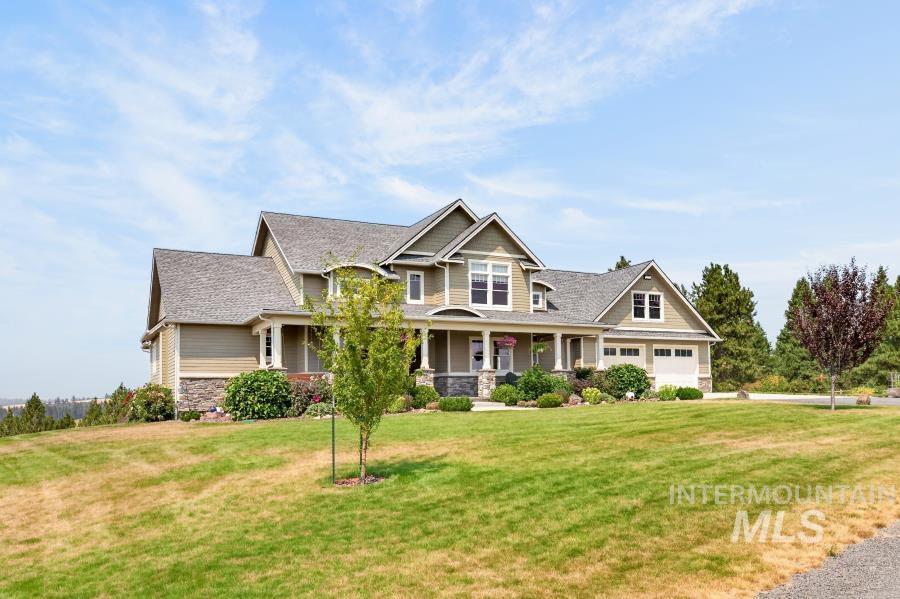 1726 Little Bear Ridge Rd Property Photo 3
