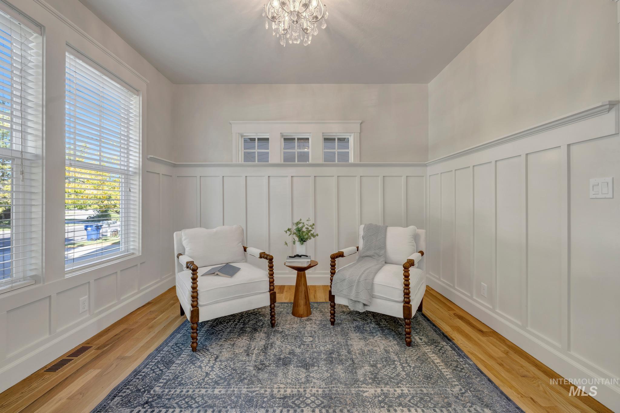 2574 Sunglow Circle Property Photo 4
