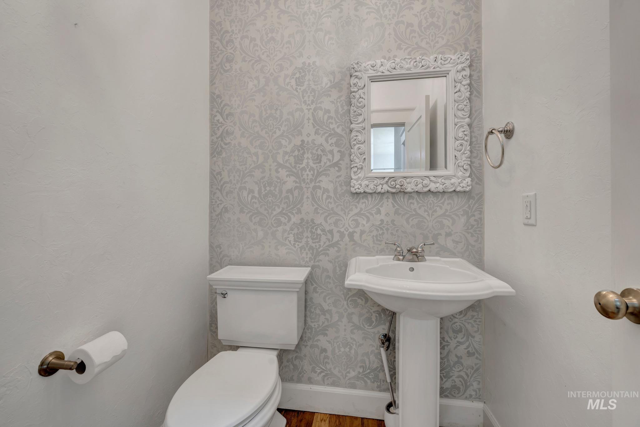 2574 Sunglow Circle Property Photo 12