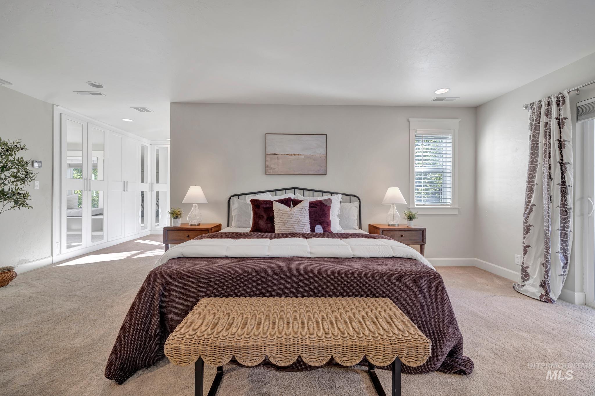 2574 Sunglow Circle Property Photo 24