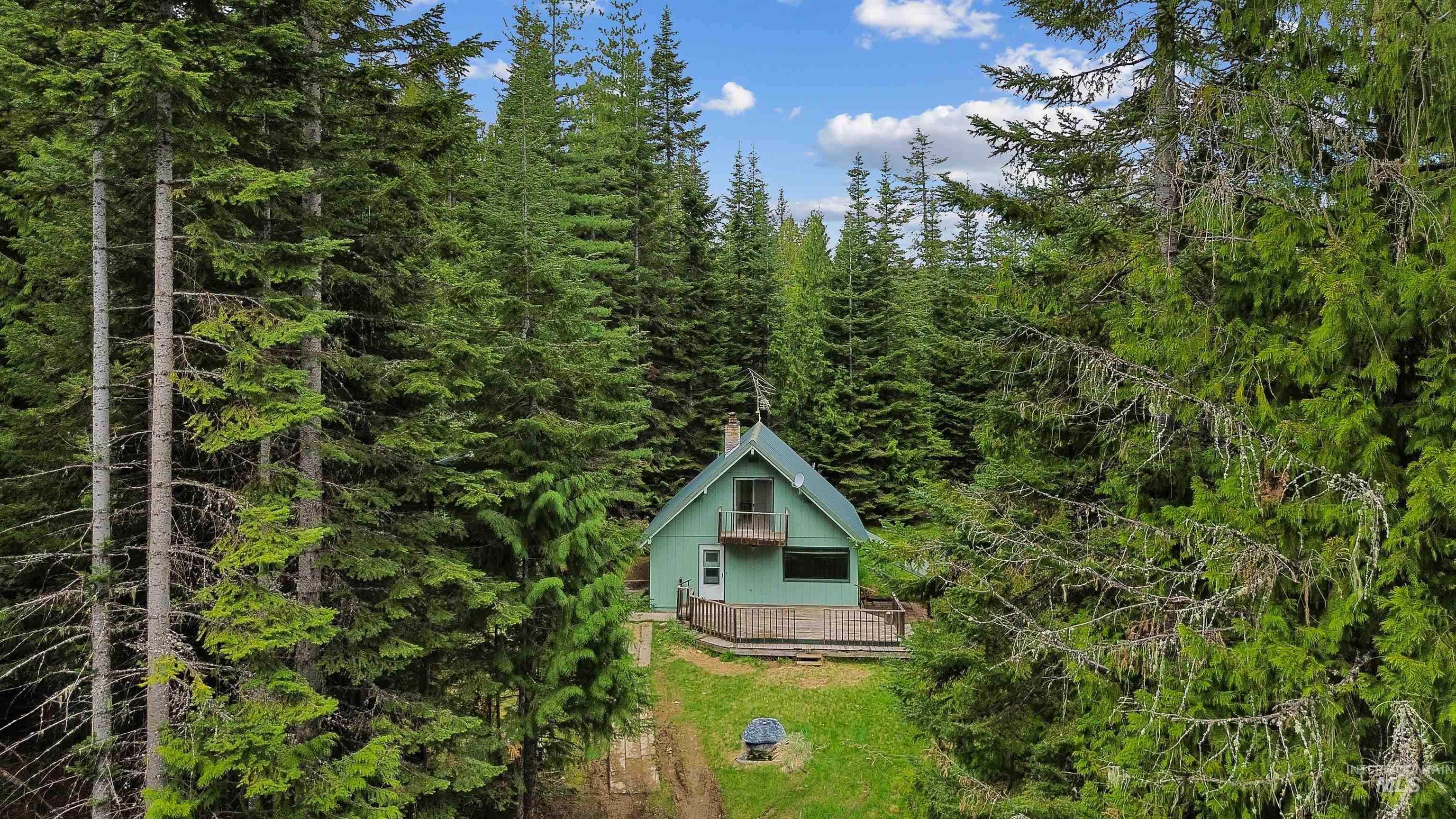 4715 Freeman Creek Rd Property Photo 1