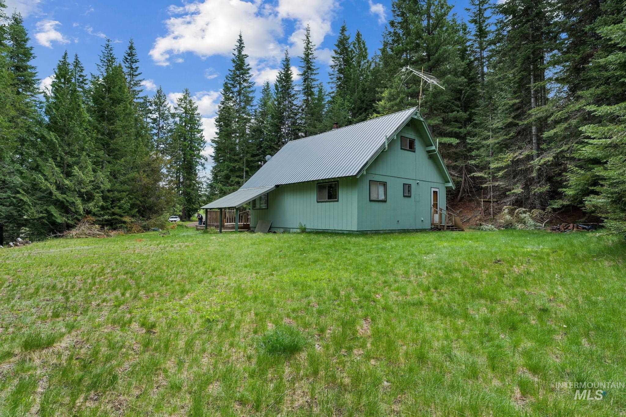 4715 Freeman Creek Rd Property Photo 4
