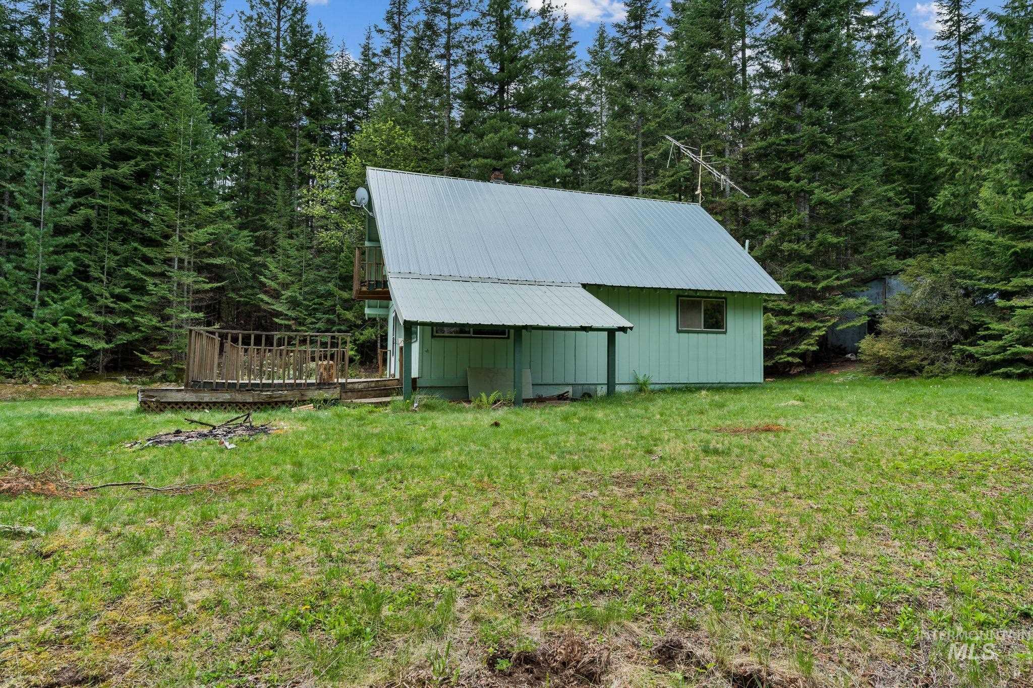 4715 Freeman Creek Rd Property Photo 11