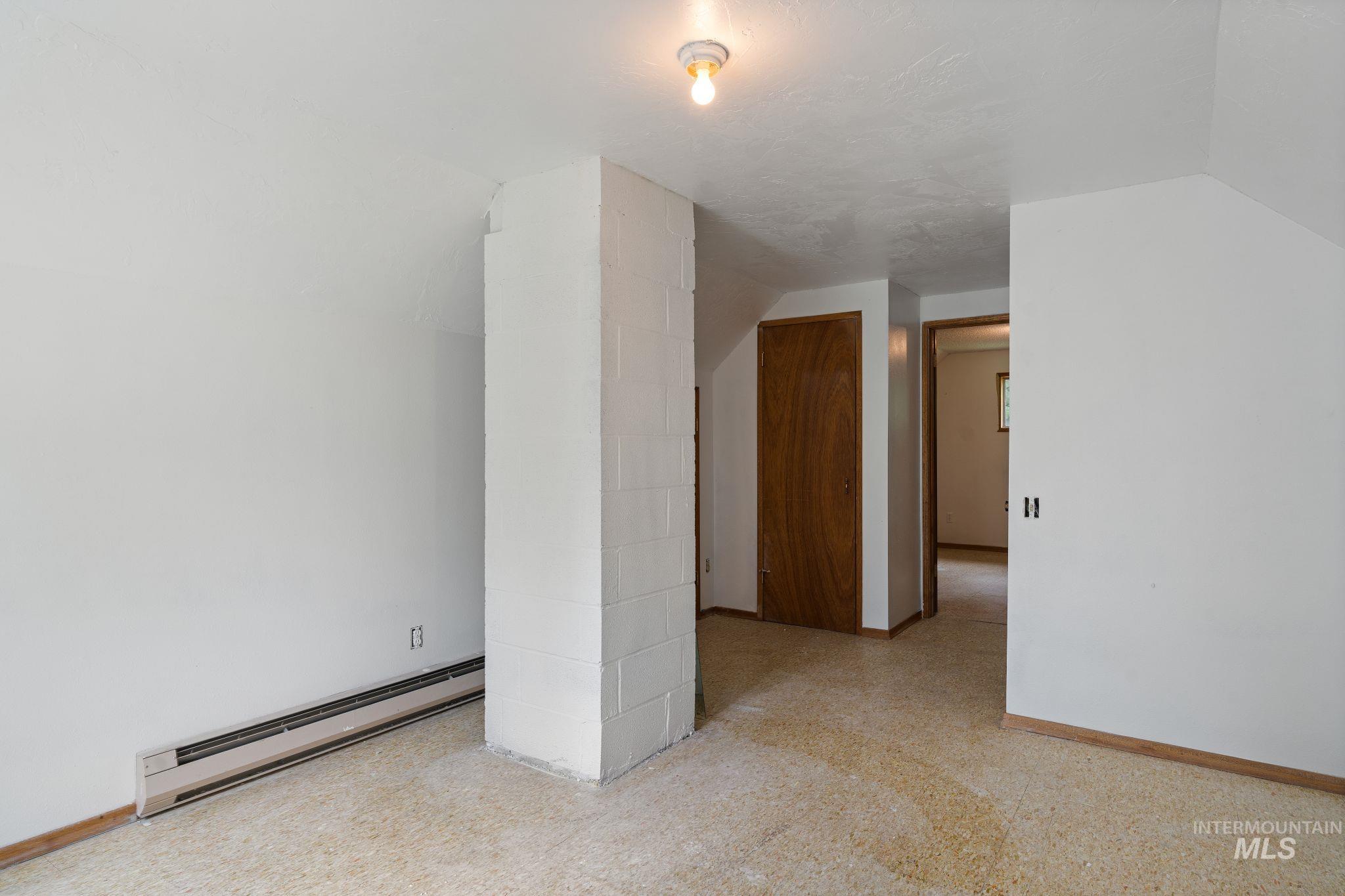 4715 Freeman Creek Rd Property Photo 13