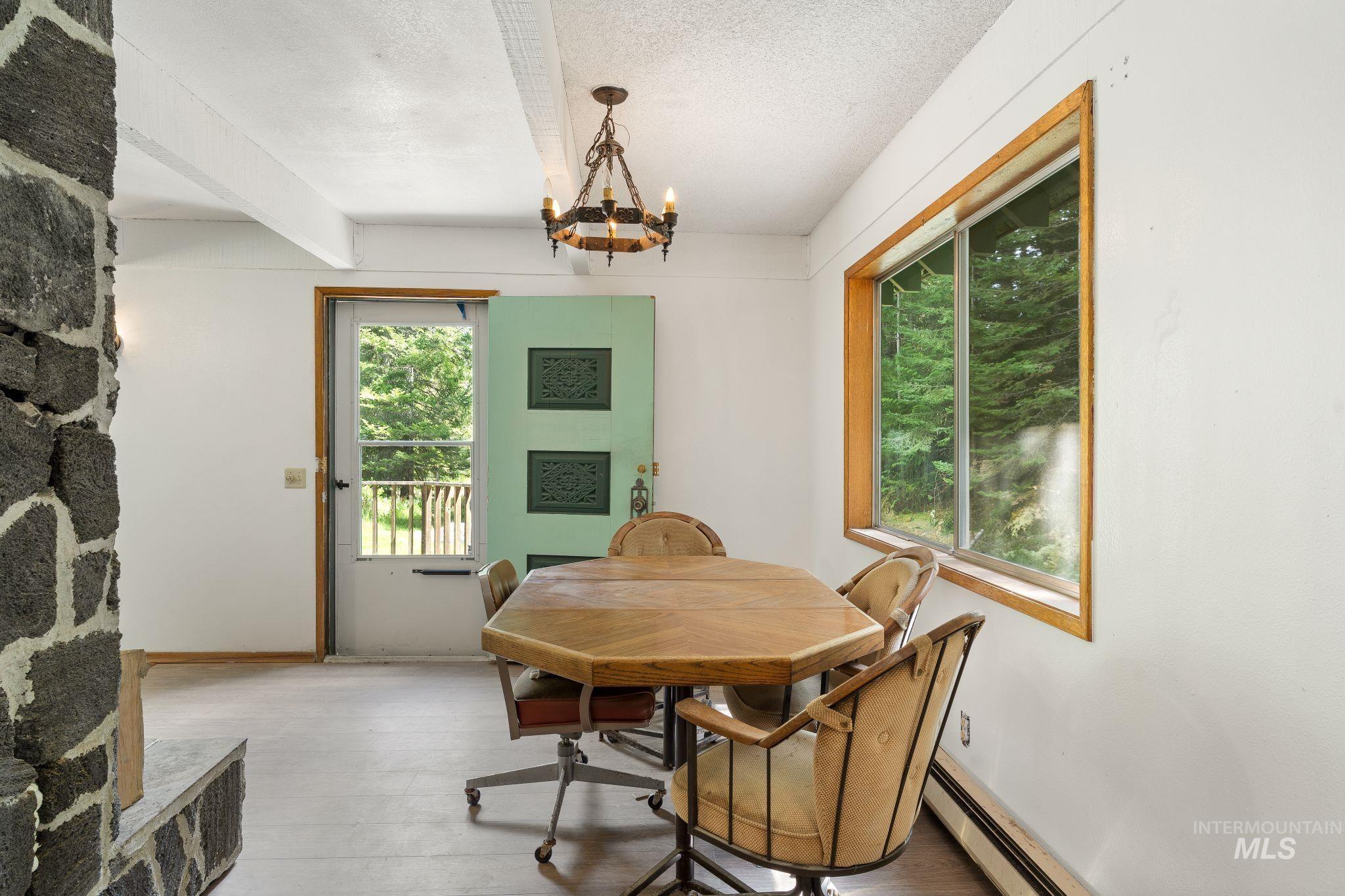 4715 Freeman Creek Rd Property Photo 17