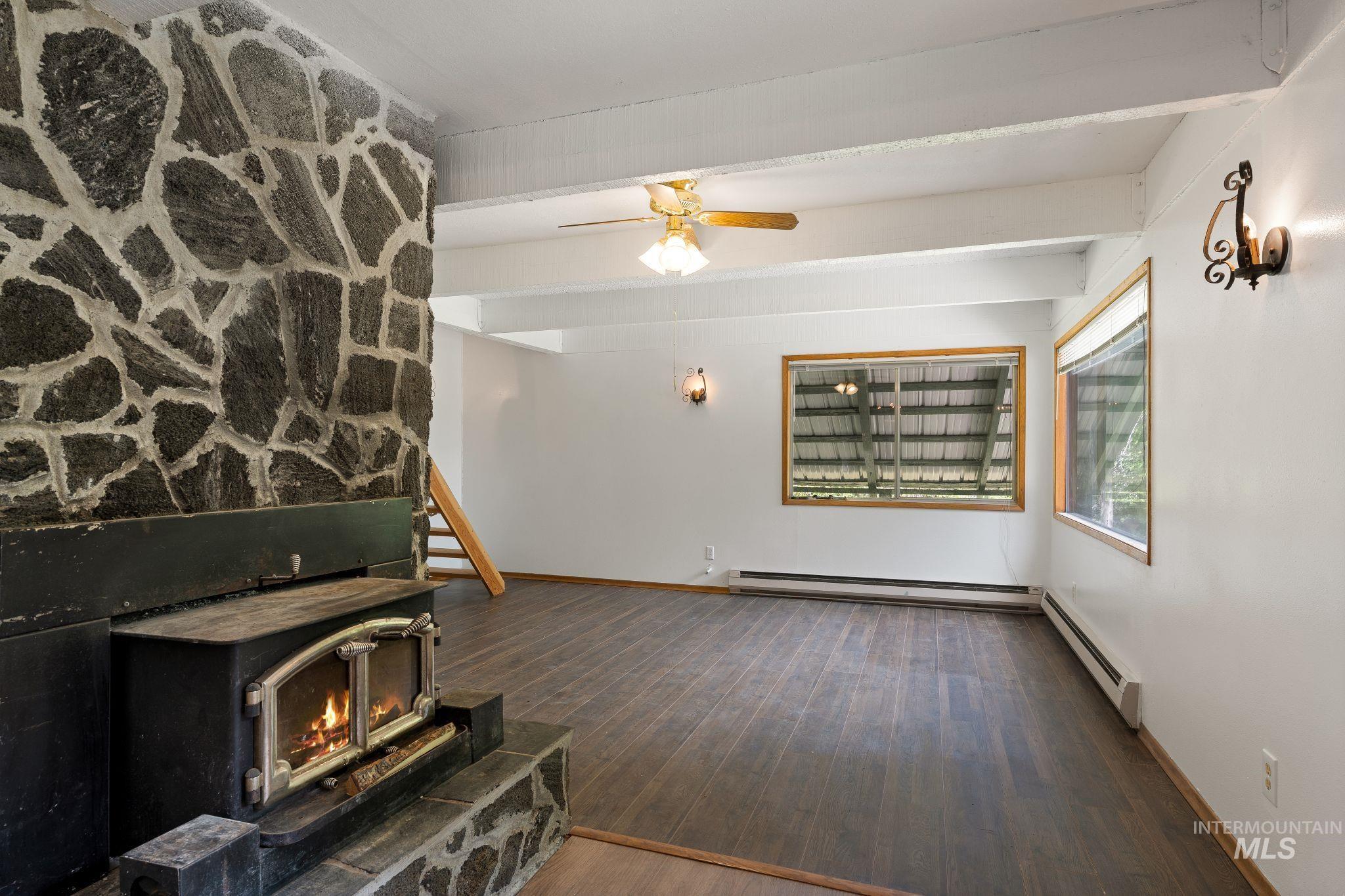 4715 Freeman Creek Rd Property Photo 18