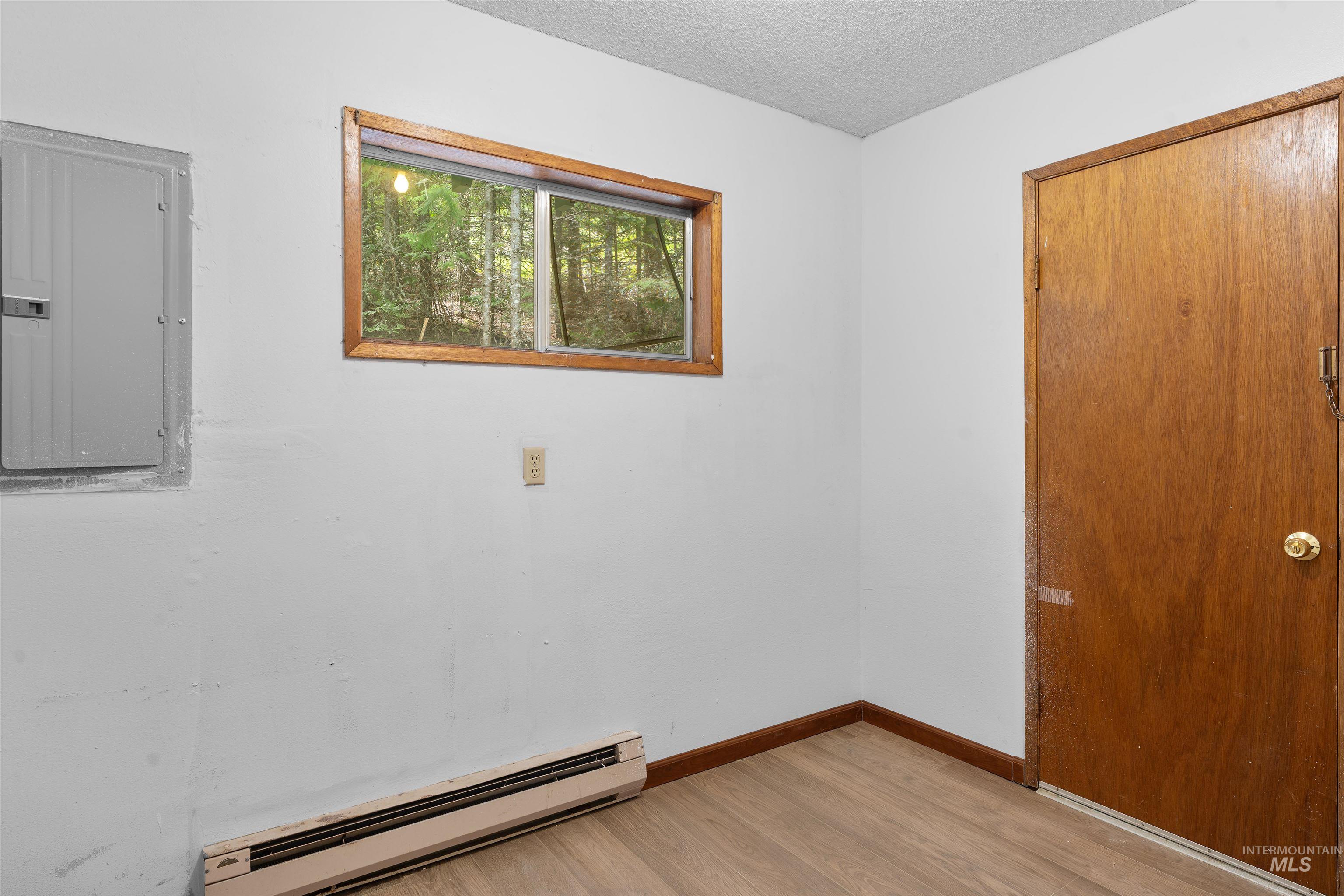 4715 Freeman Creek Rd Property Photo 20