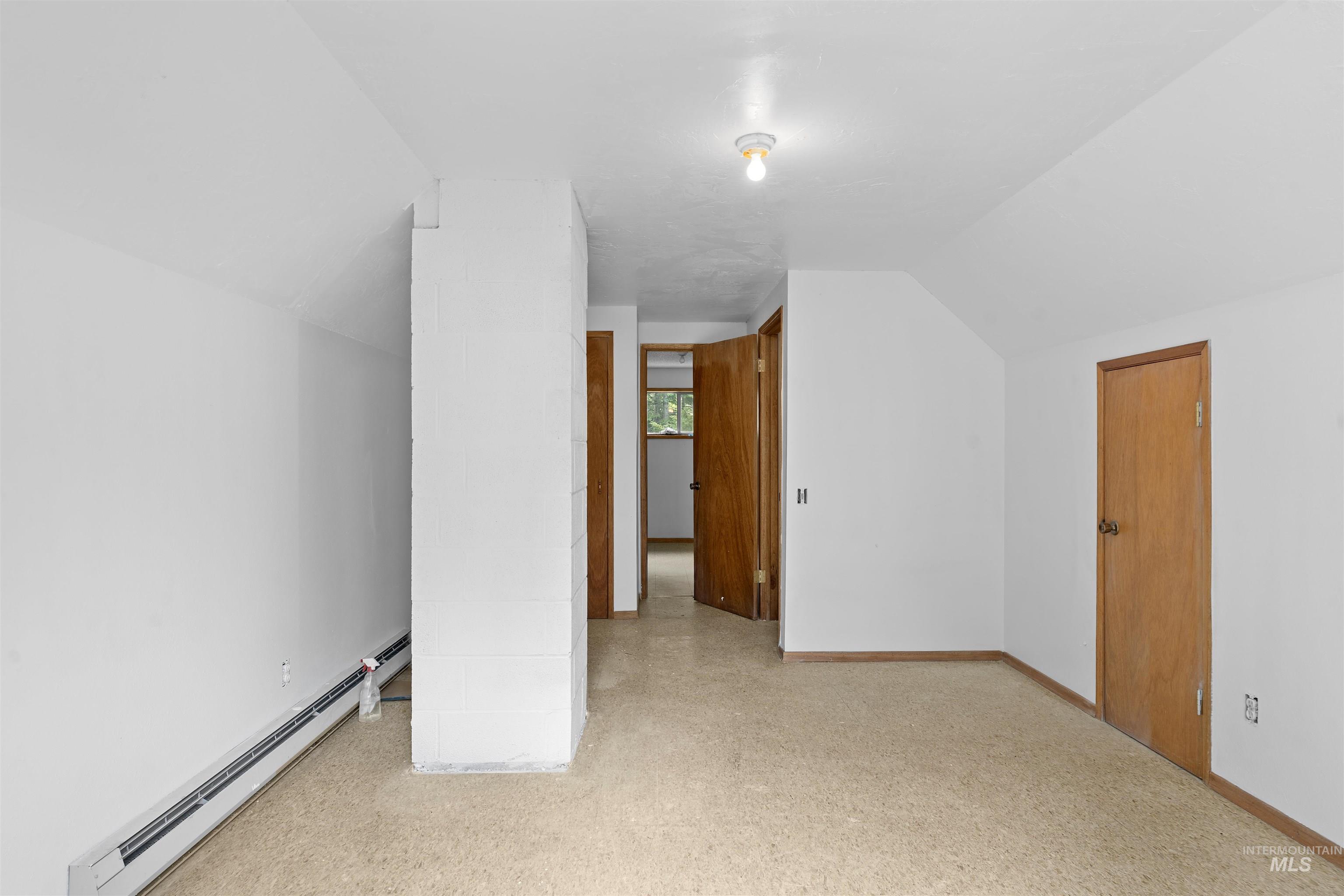 4715 Freeman Creek Rd Property Photo 21