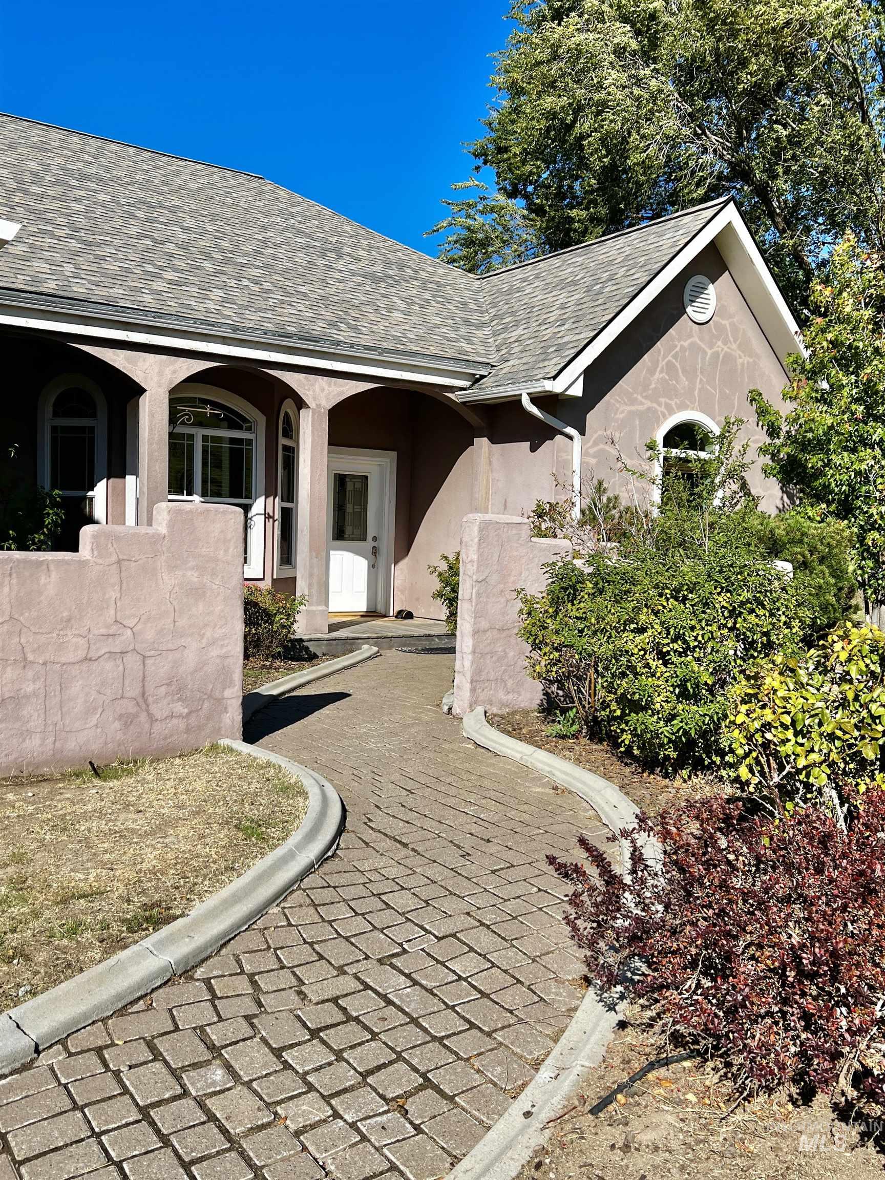 2133 Corral Road Property Photo 2