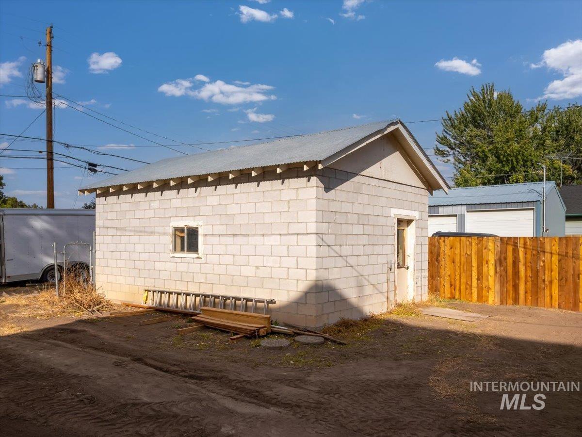 518 E Court Street Property Photo 29