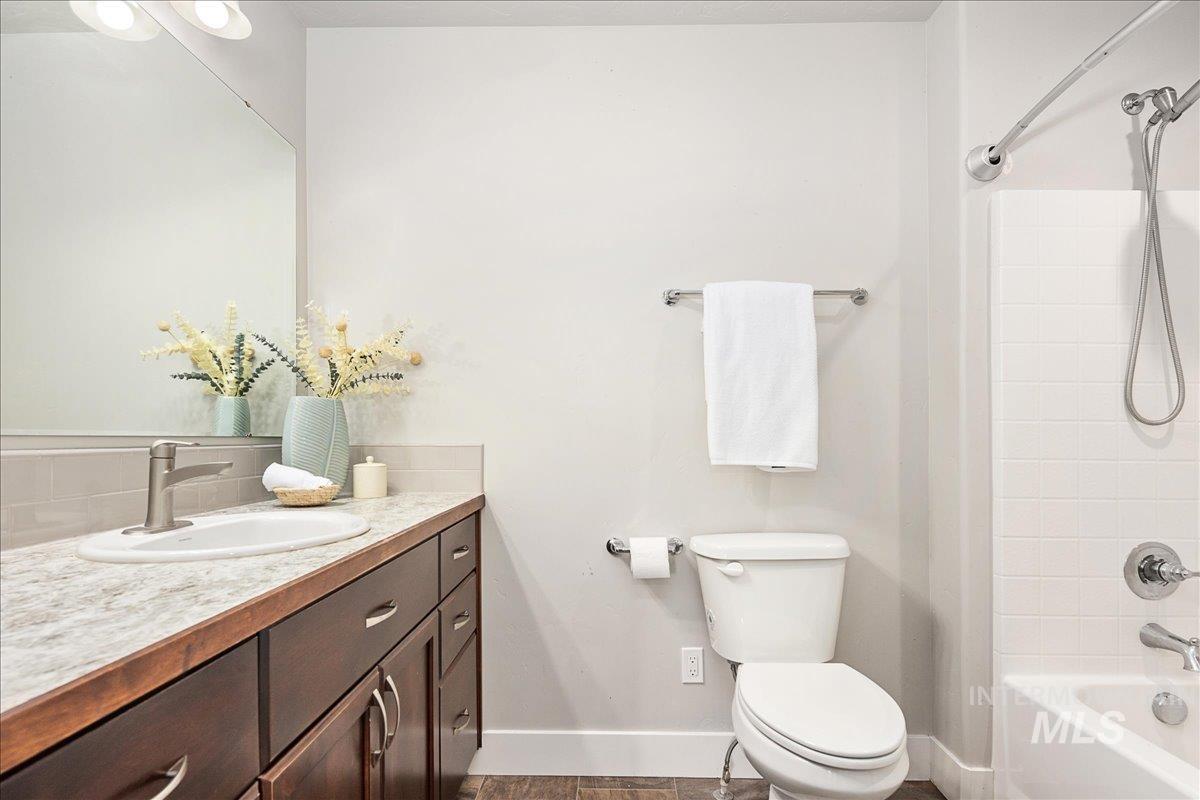 6177 E Canyon Crossing Dr Property Photo 36