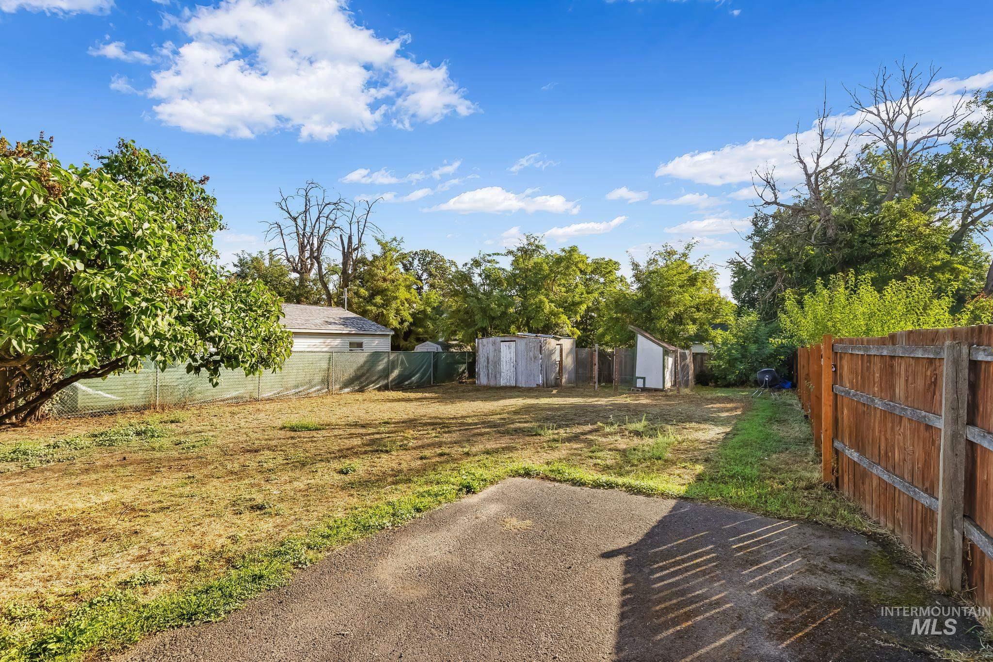 1013 Mccarroll St Property Photo 26
