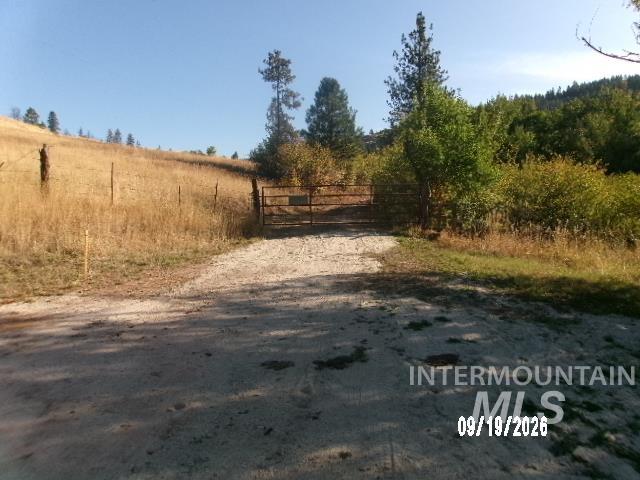 31997 Second Fork Road Property Photo 2