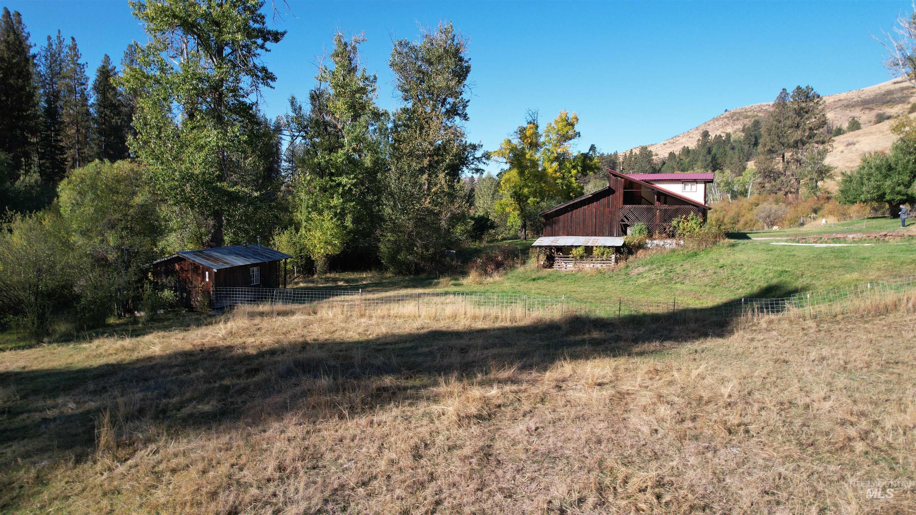 31997 Second Fork Road Property Photo 2