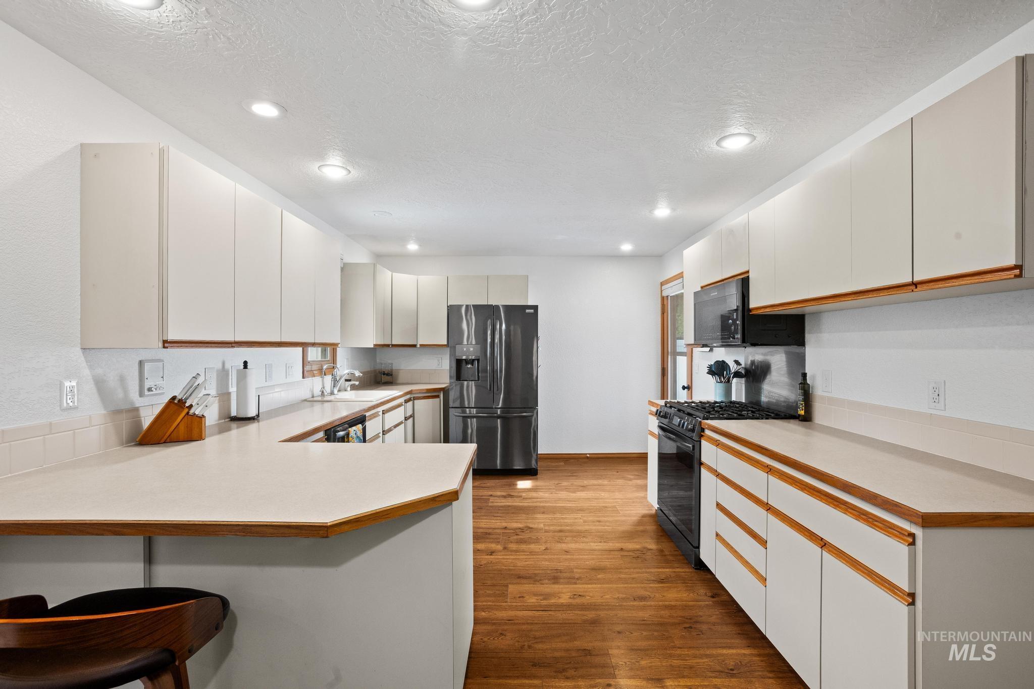 3725 N Sea Cove Way Property Photo 11