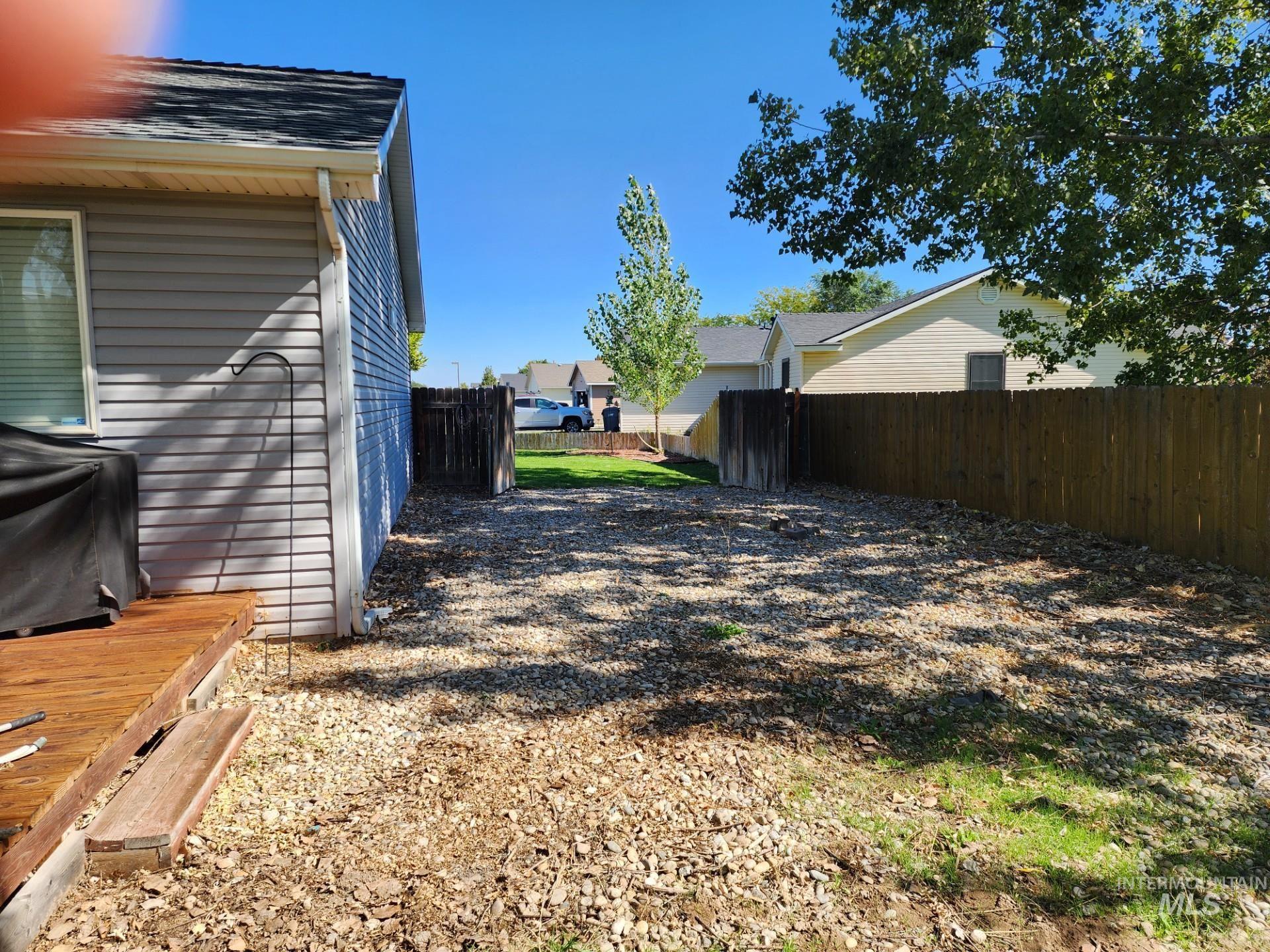 1445 Kyle Street Property Photo 8