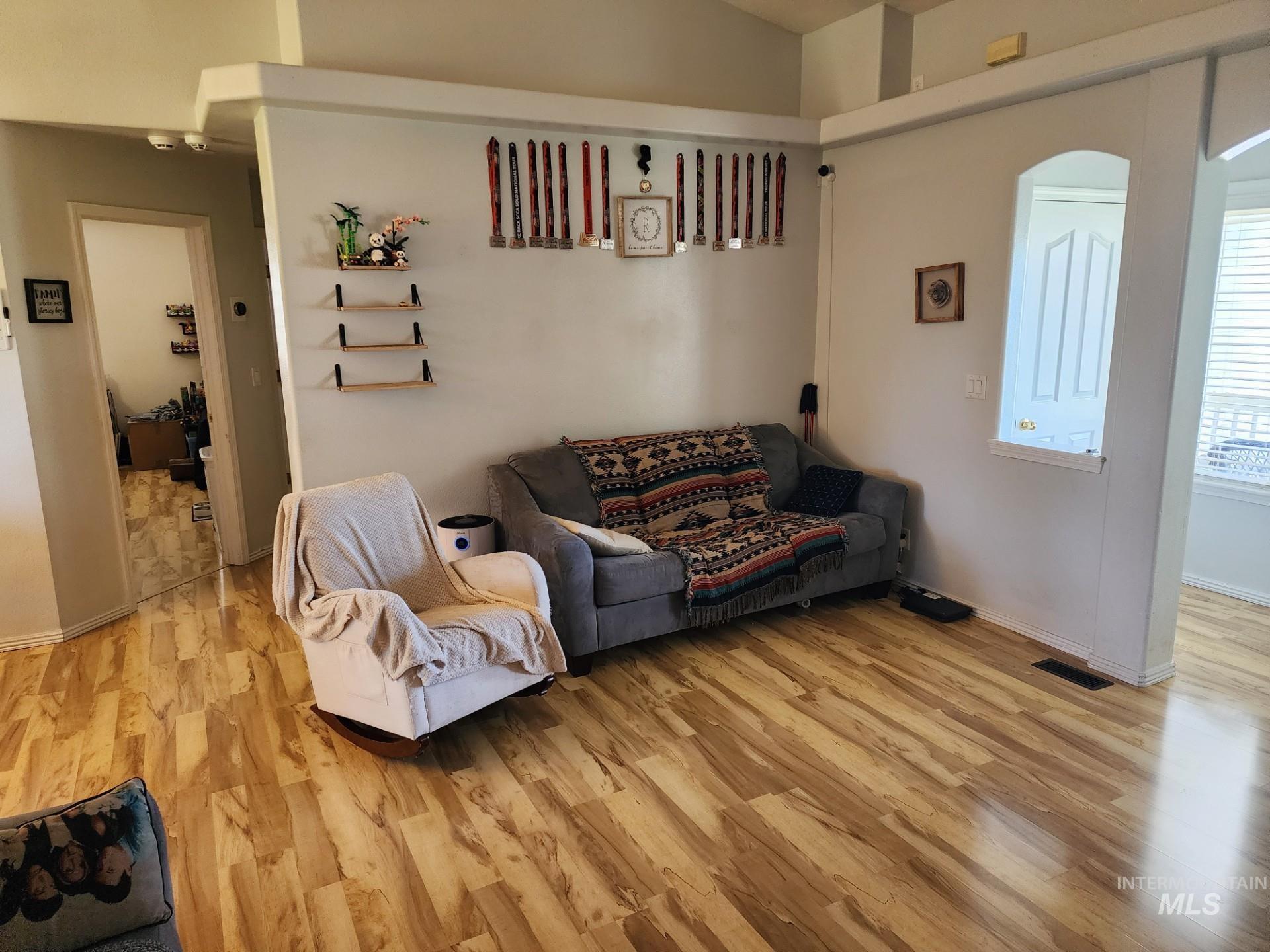 1445 Kyle Street Property Photo 10