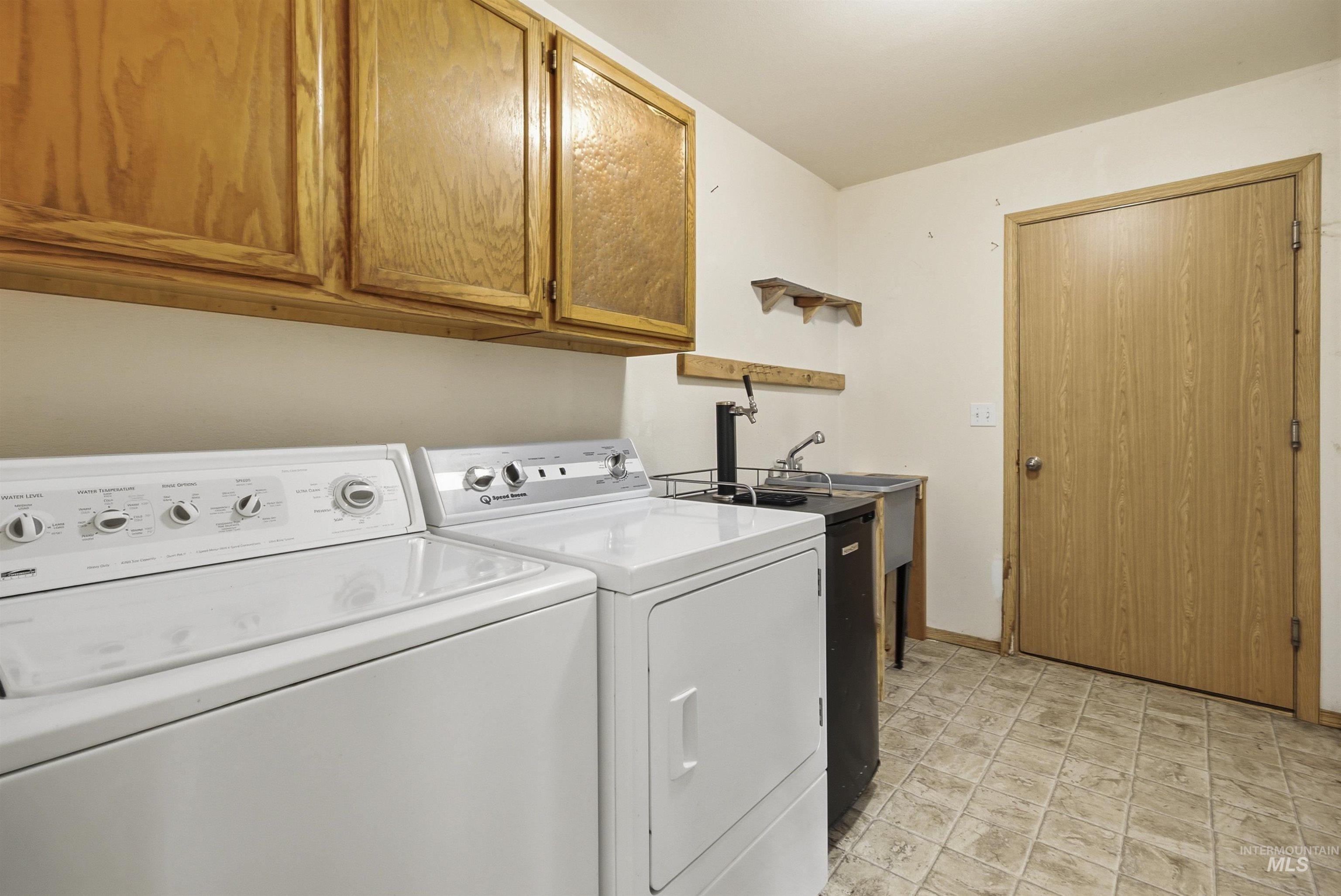 1037 Hendrix Rd Property Photo 23