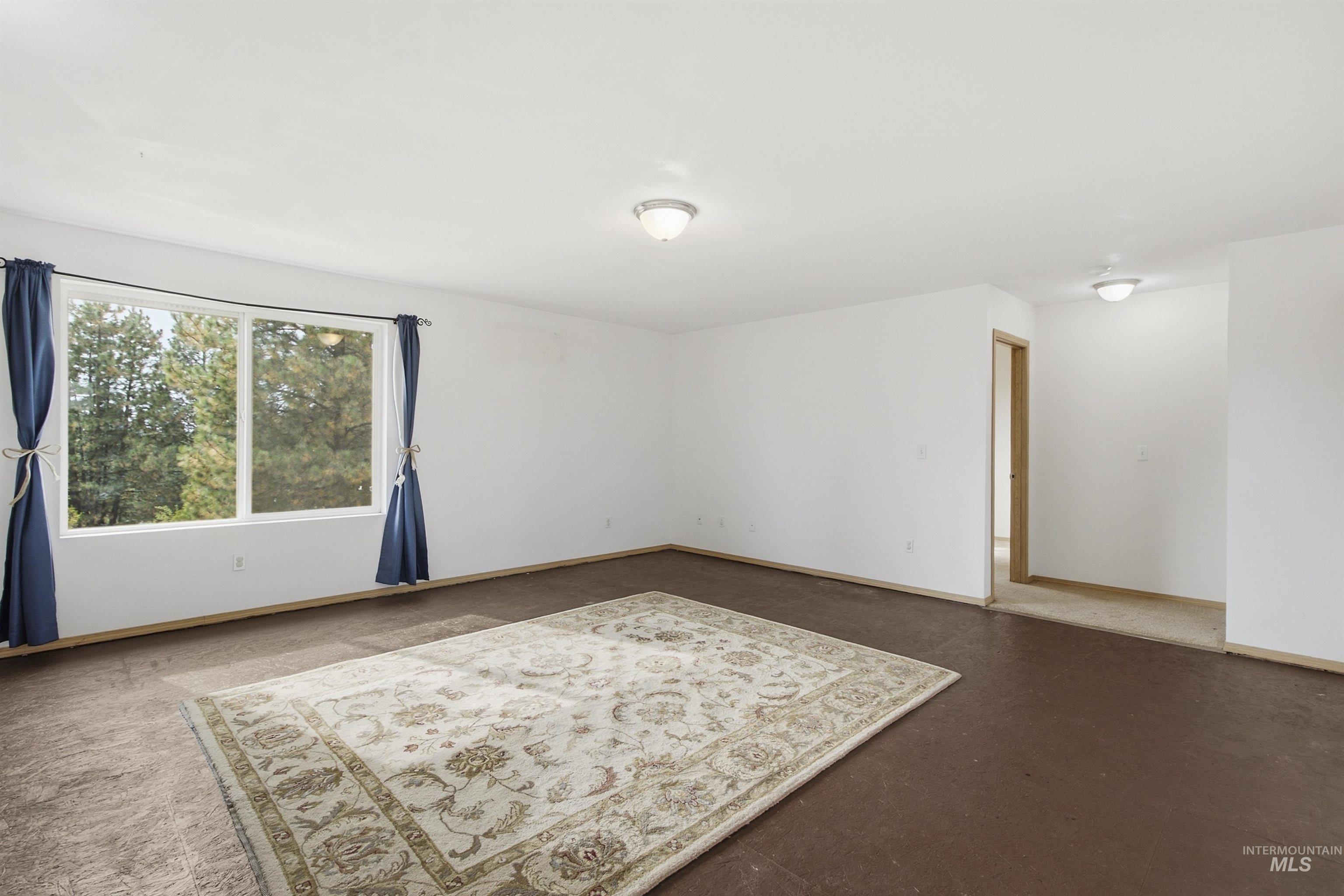 1037 Hendrix Rd Property Photo 35