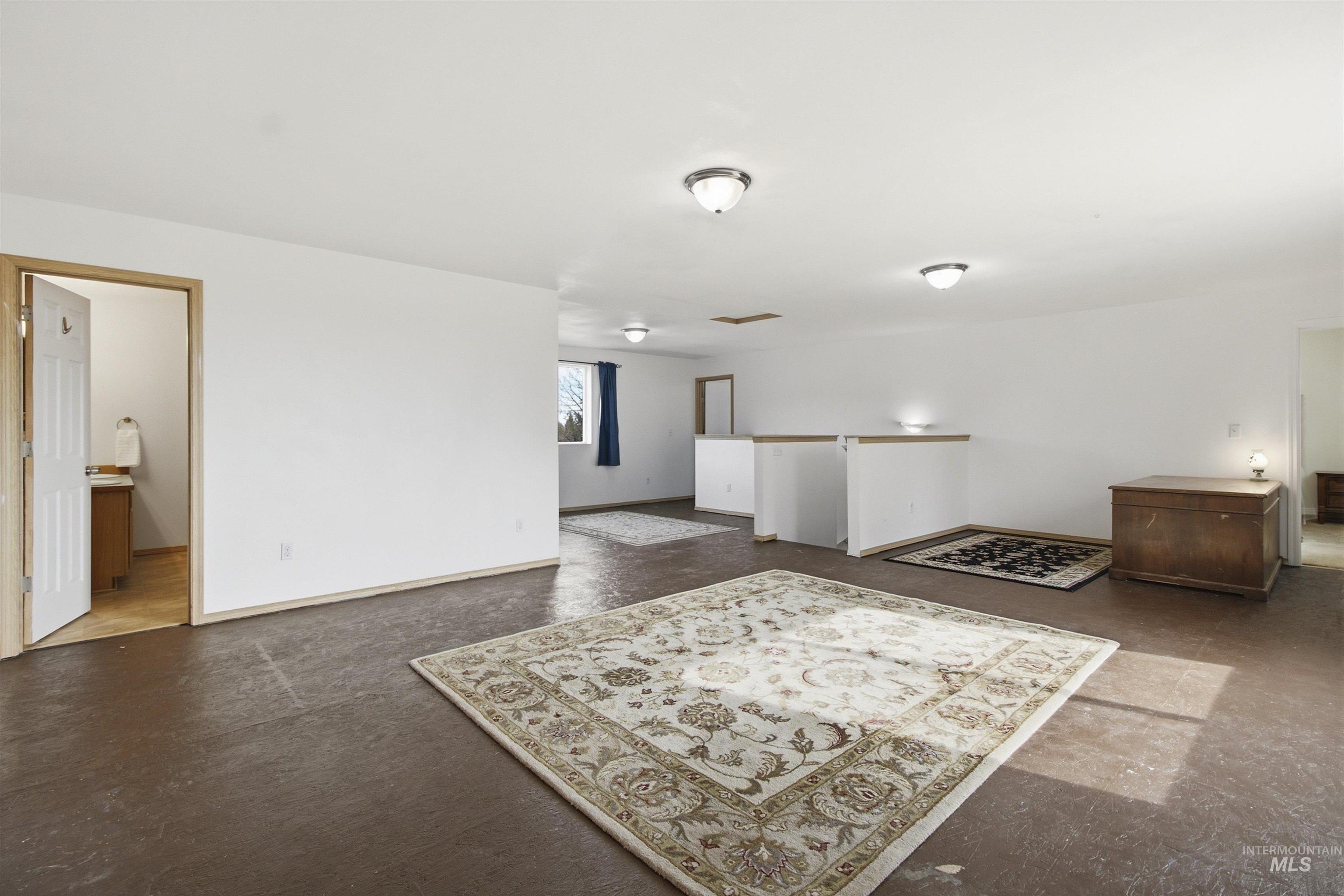 1037 Hendrix Rd Property Photo 36