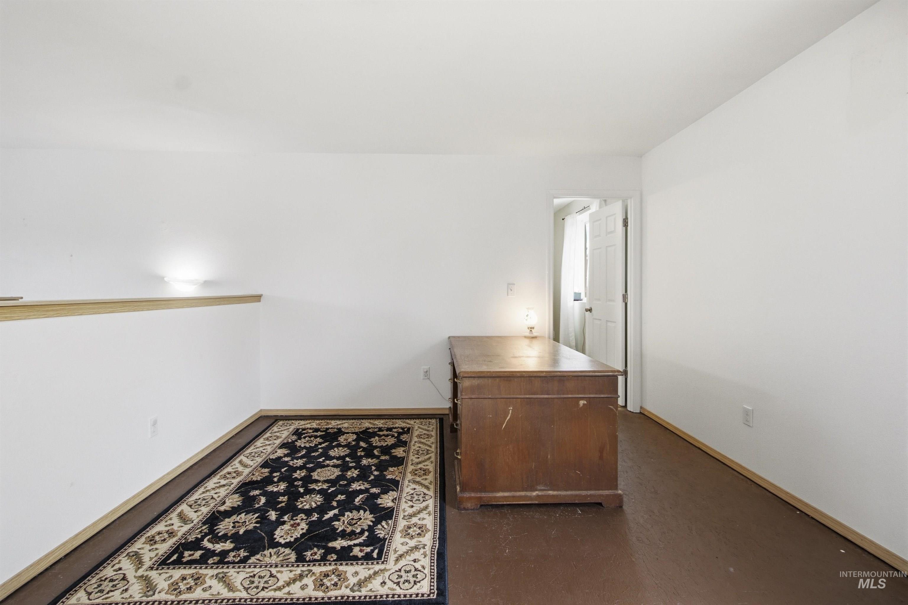 1037 Hendrix Rd Property Photo 38