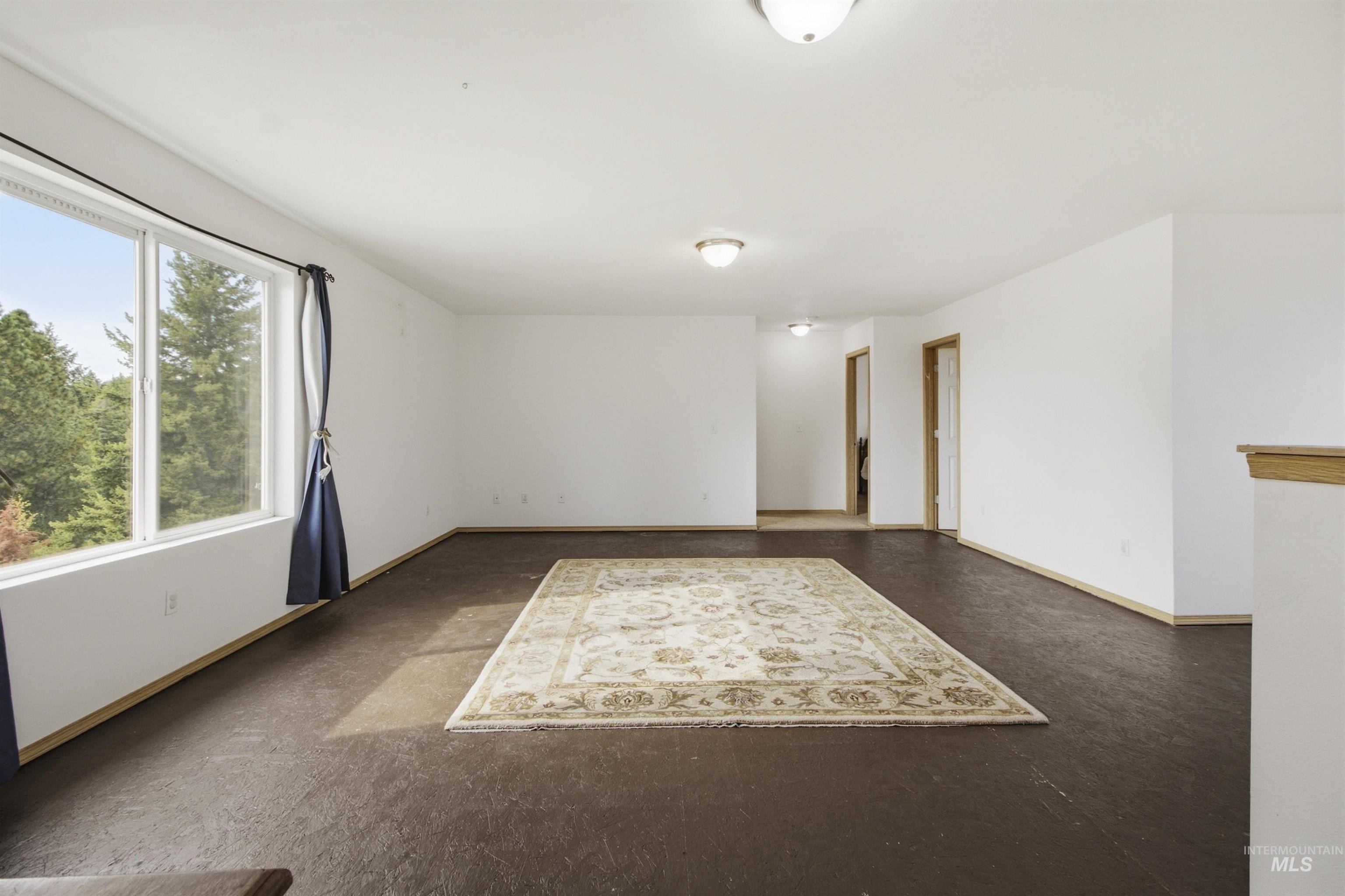 1037 Hendrix Rd Property Photo 44