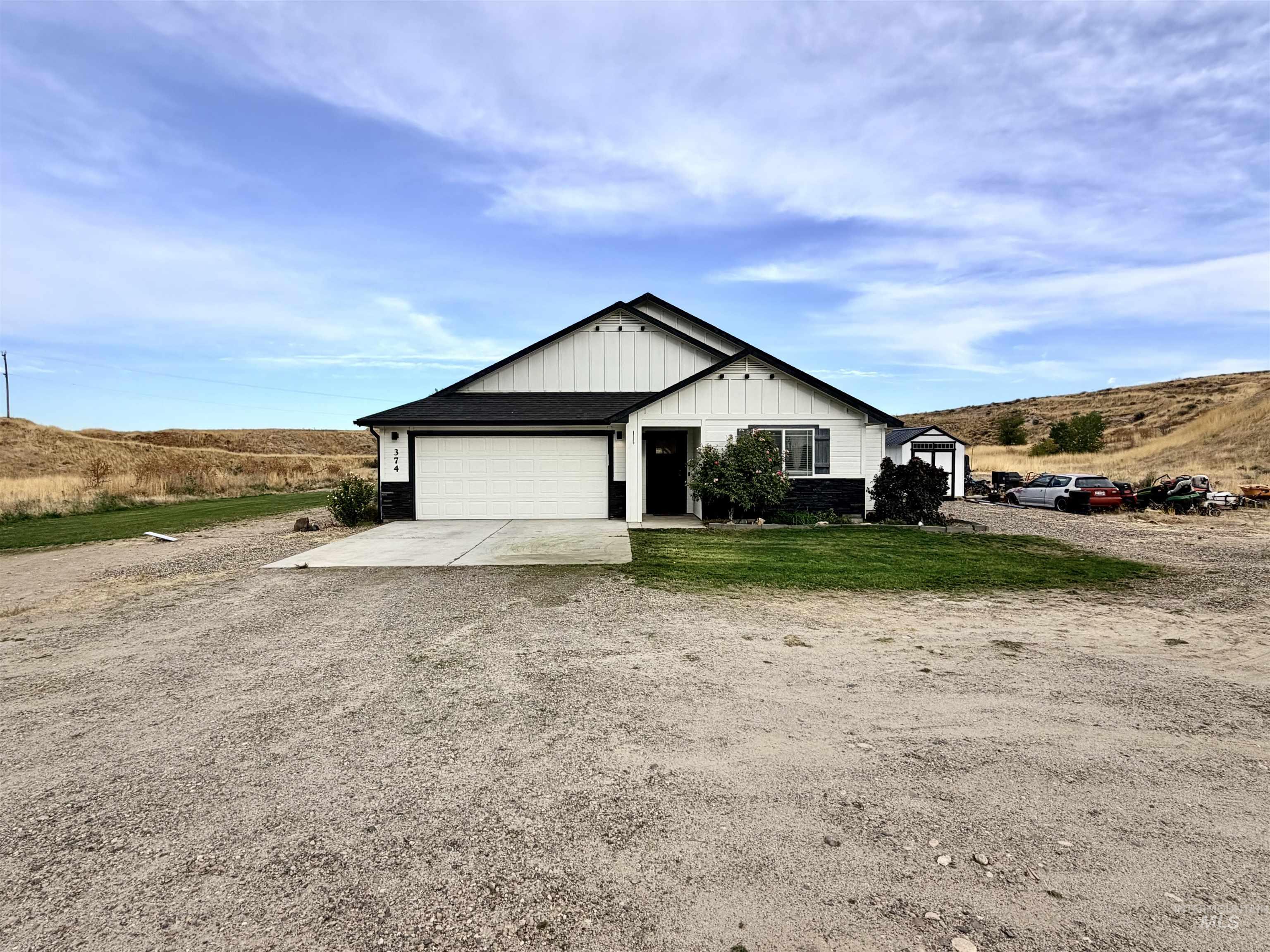 374 Beal Cir Property Photo 1