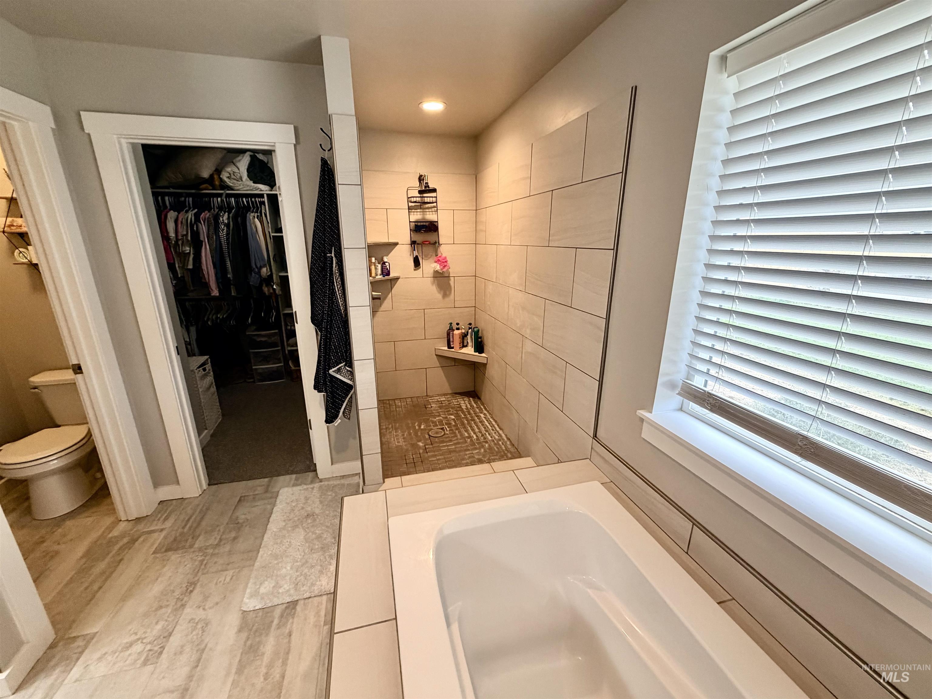 374 Beal Cir Property Photo 11