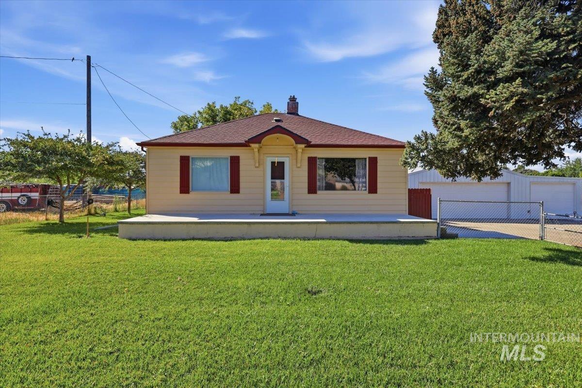 2909 Port Street Property Photo 1