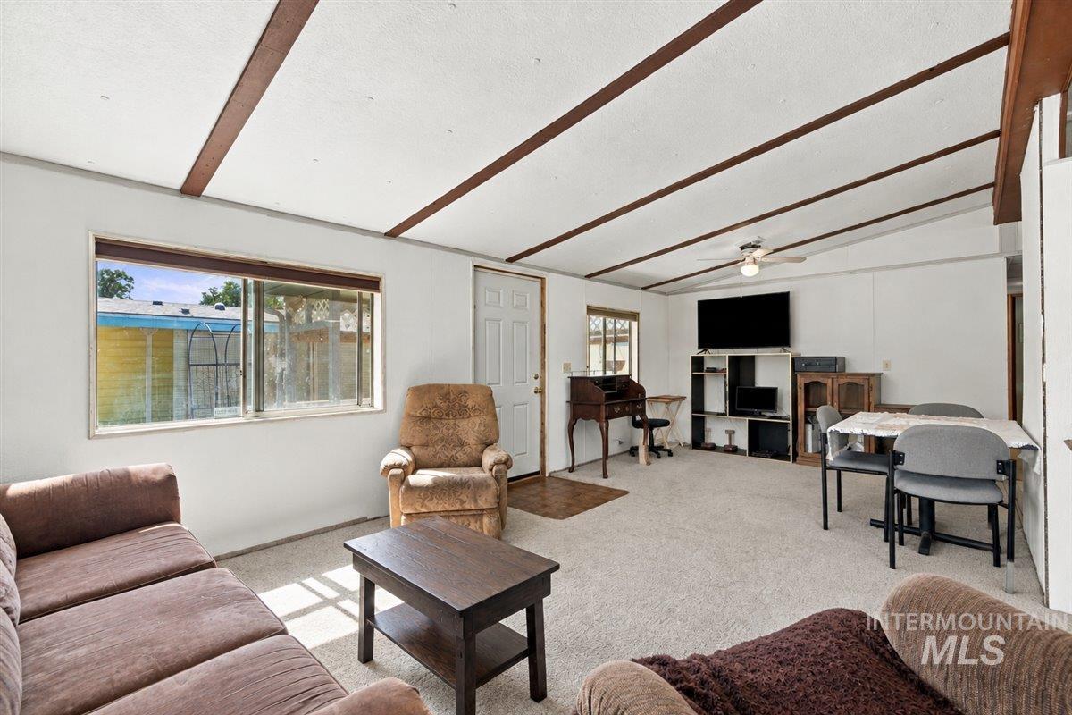 3399 N Dalton Ln Property Photo 6