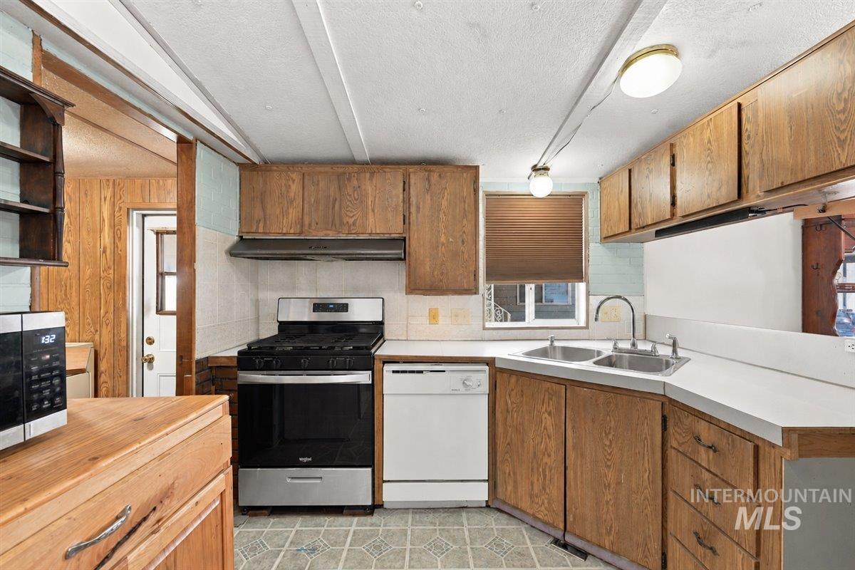 3399 N Dalton Ln Property Photo 11