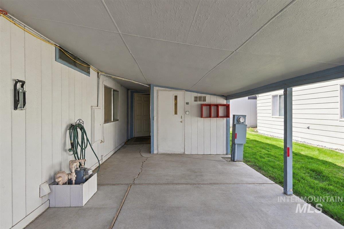 3399 N Dalton Ln Property Photo 19