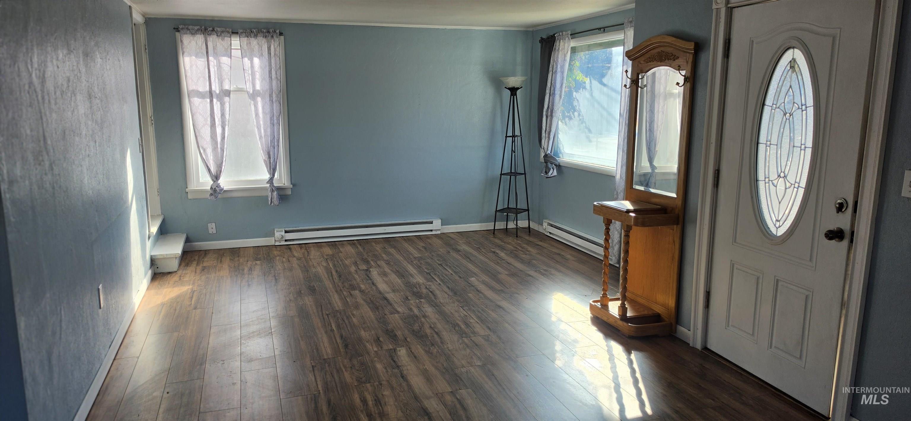 1627 Main Property Photo 2