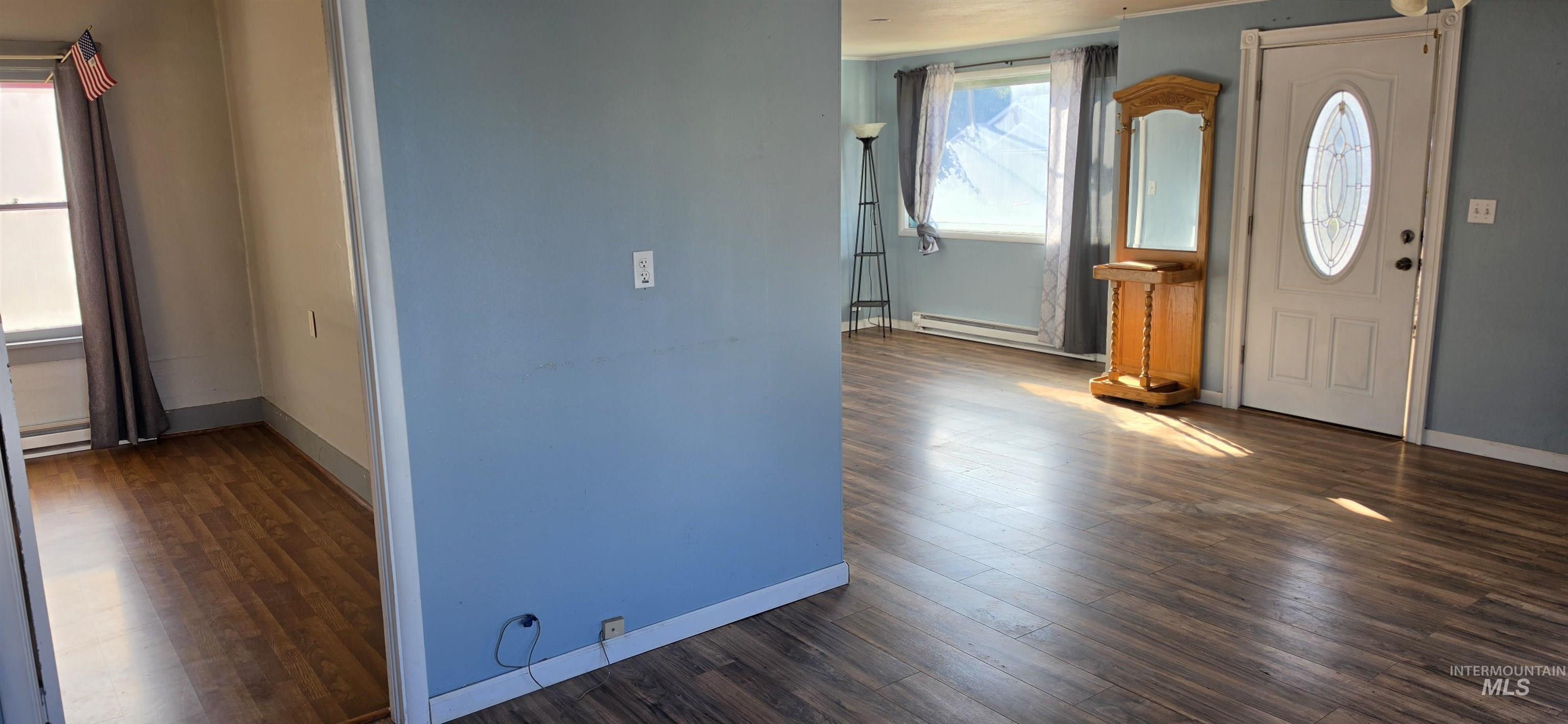 1627 Main Property Photo 15