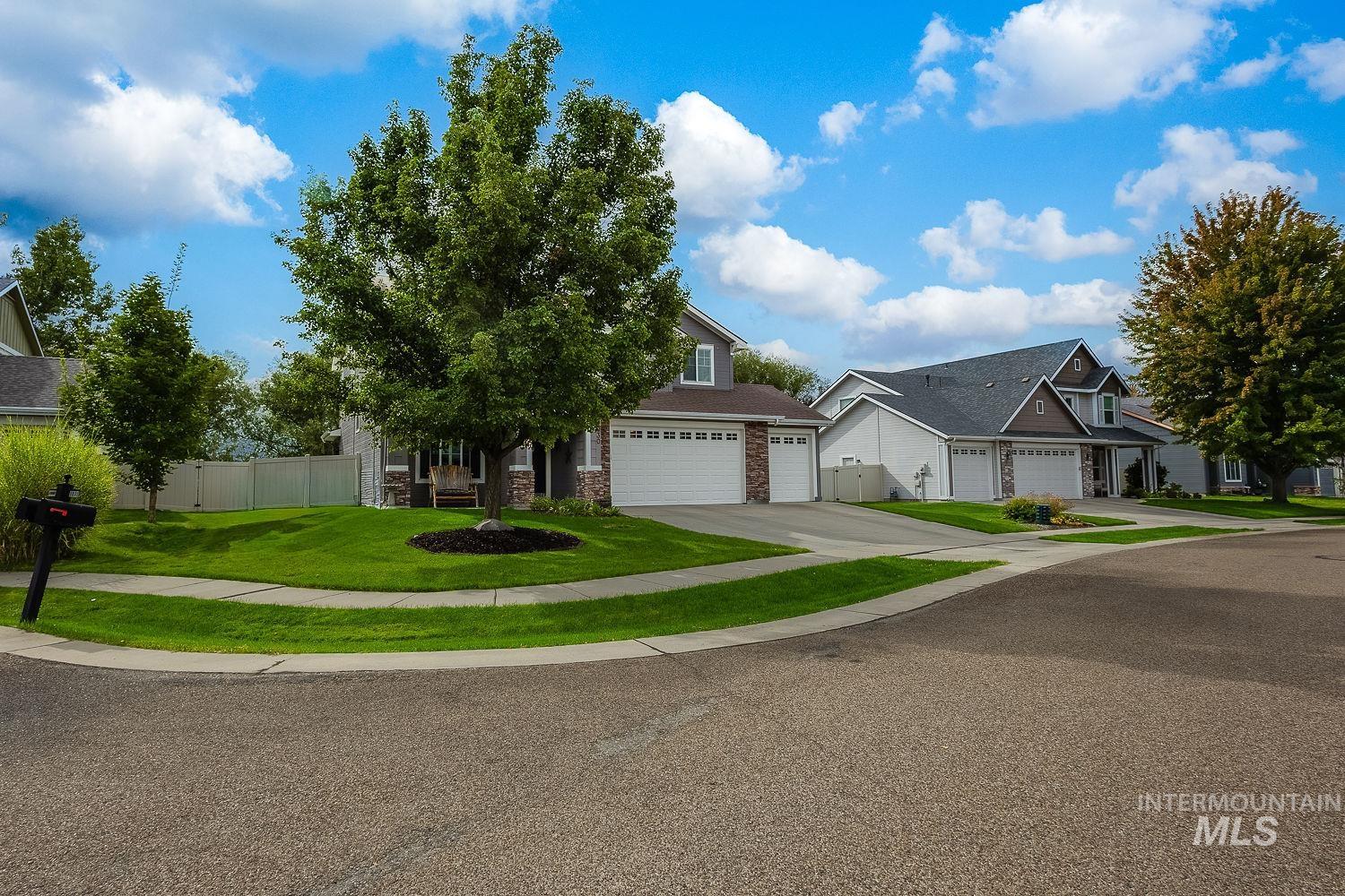 1030 N Powder River Dr Property Photo 6